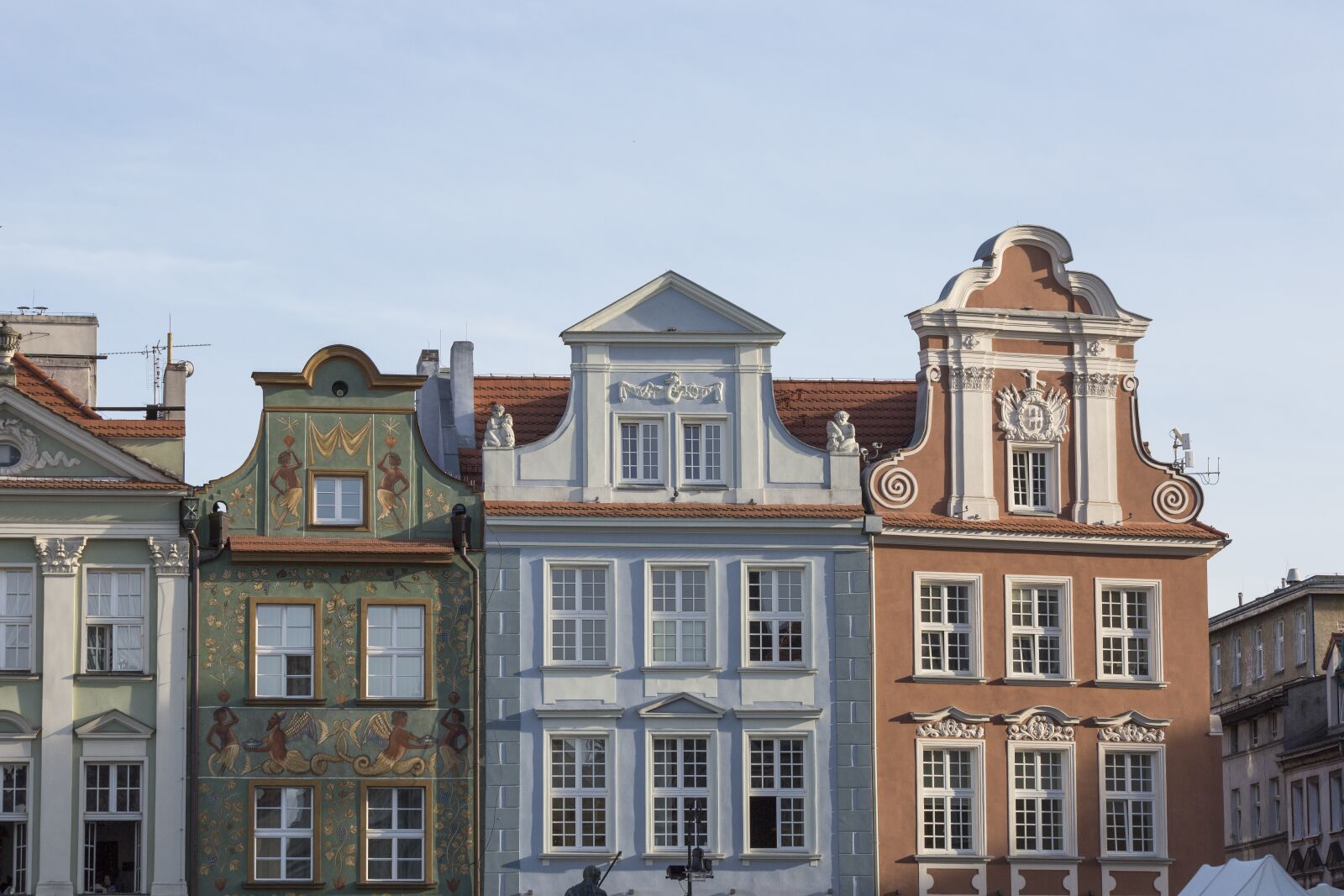 Canon EF 70-300mm F4-5.6 IS USM sample photo. Poznan, downtown, historically photography