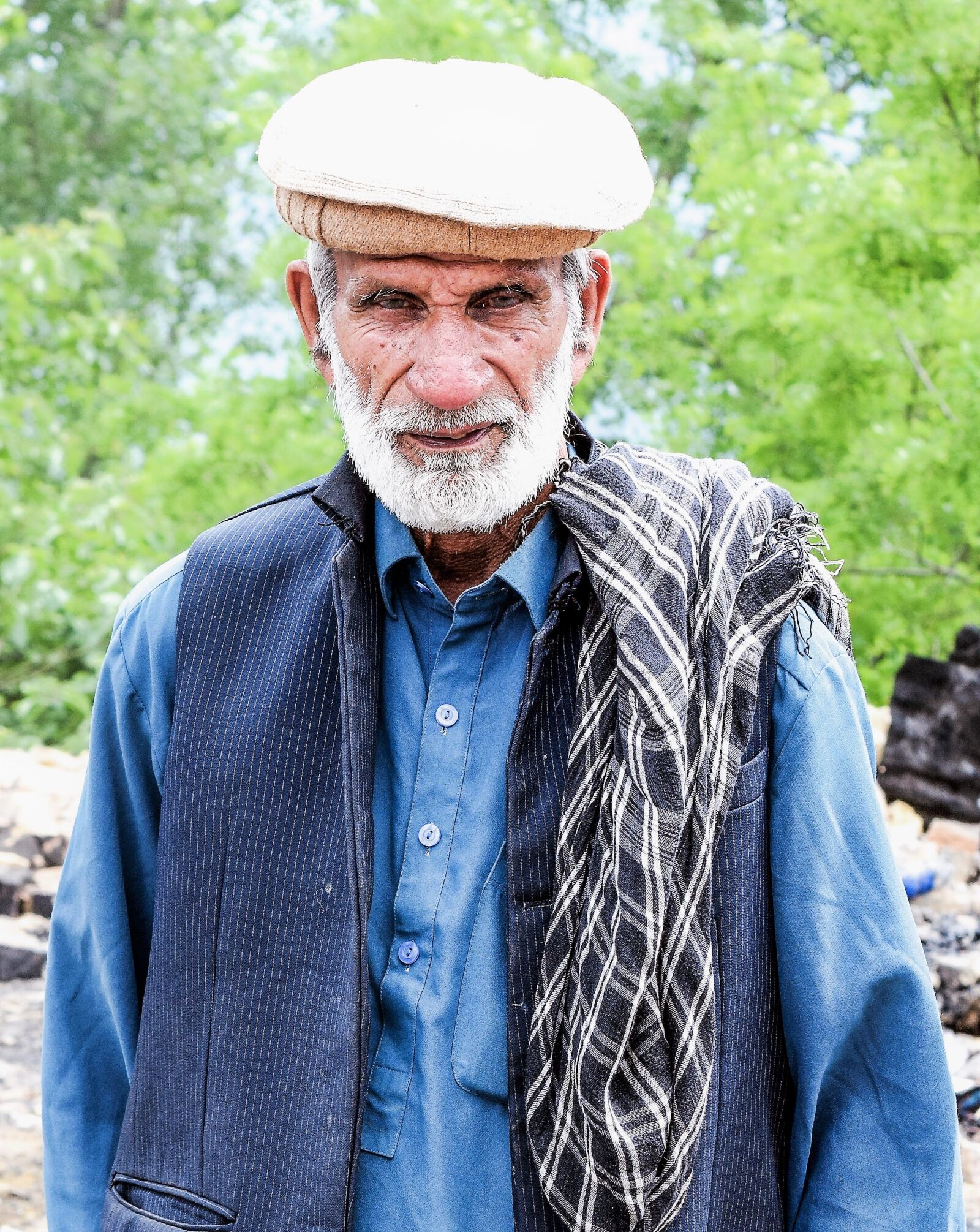 Nikon D3300 sample photo. Grandparents, old man, pakistan photography