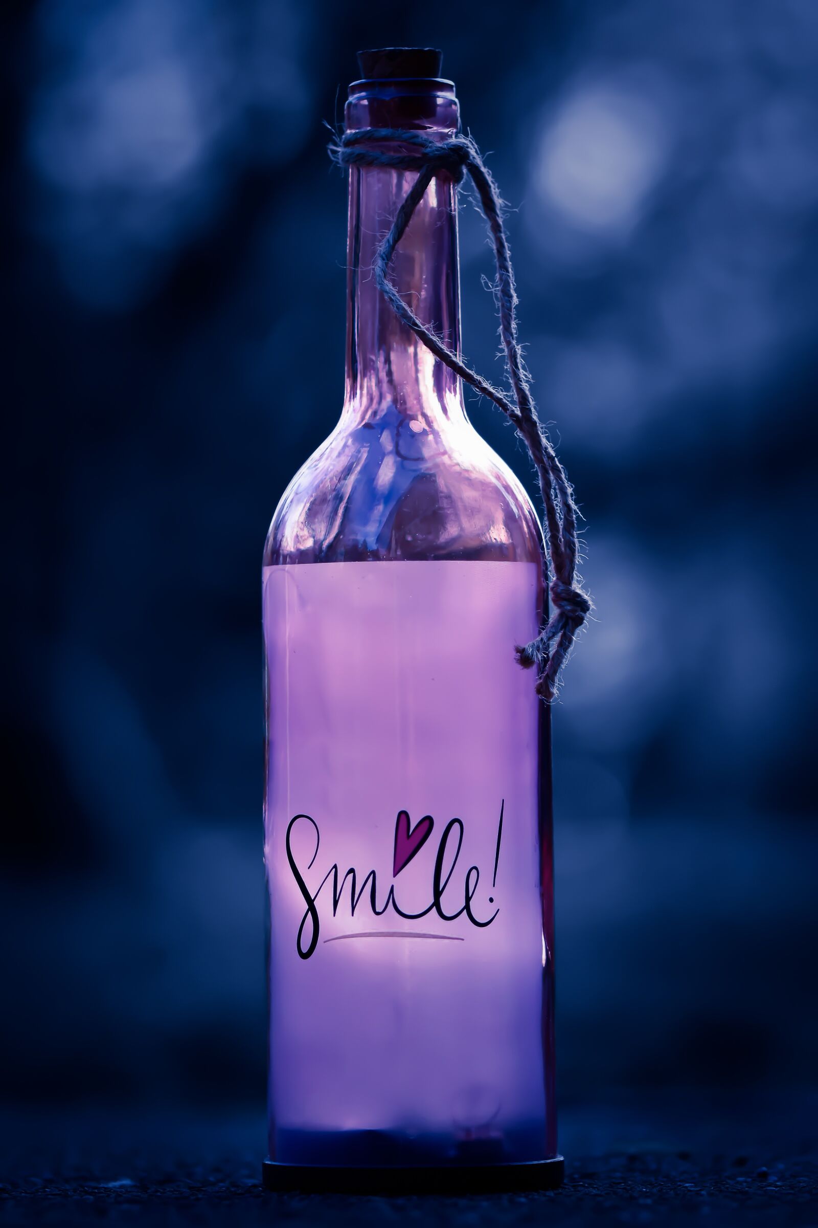 Nikon D7200 sample photo. Bottle, embassy, smile photography
