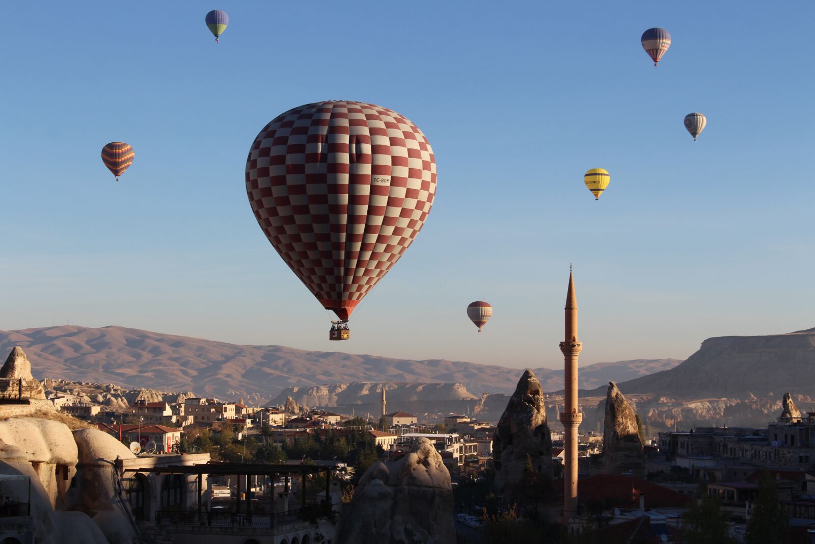 Canon EOS 700D (EOS Rebel T5i / EOS Kiss X7i) sample photo. Hot air balloon, cappadocia photography