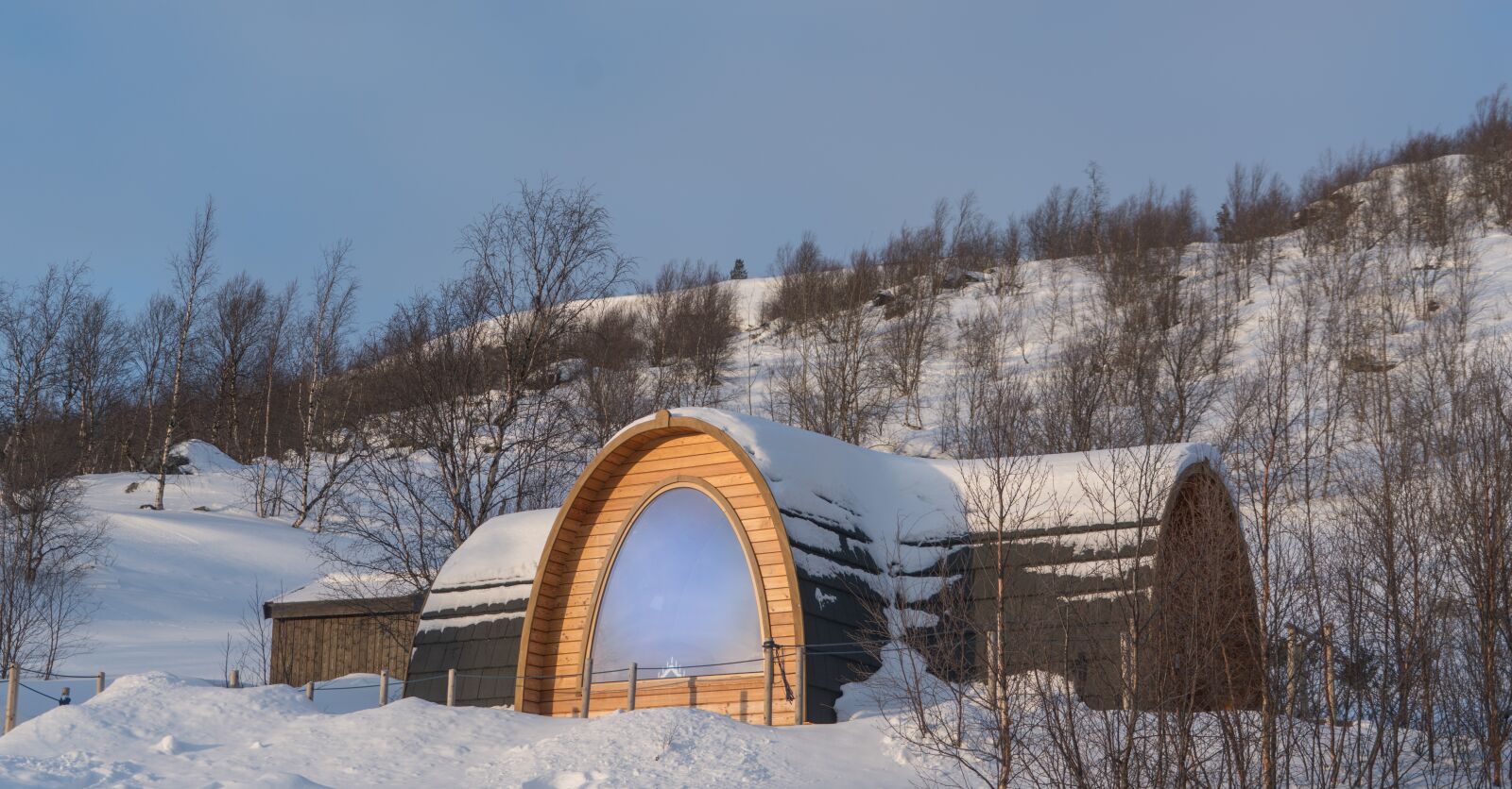 Sony a7R II + Sony FE 24-240mm F3.5-6.3 OSS sample photo. Norway, kirkenes, snowhotel photography
