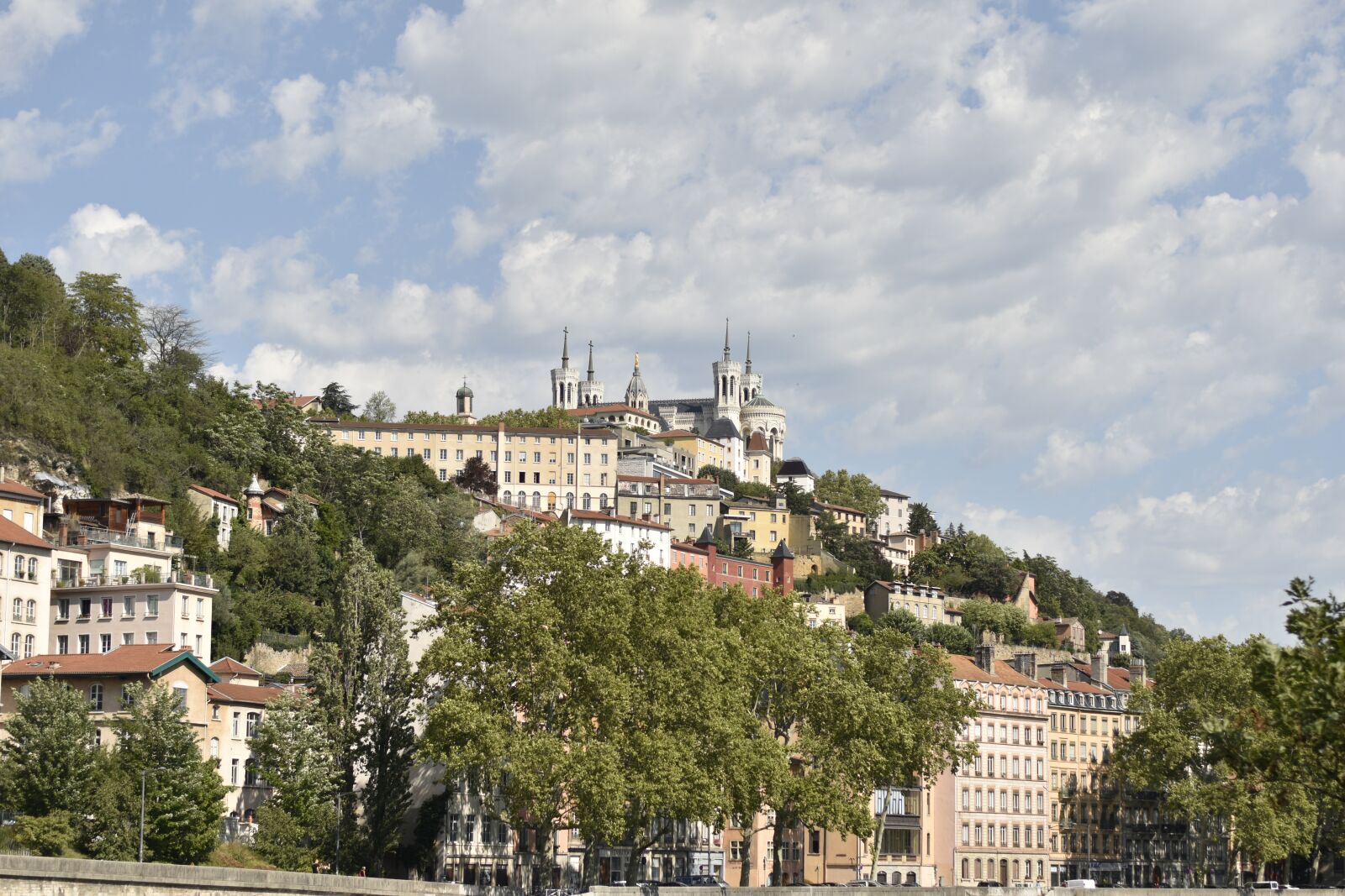 Nikon D3500 sample photo. Lyon, france, architecture photography
