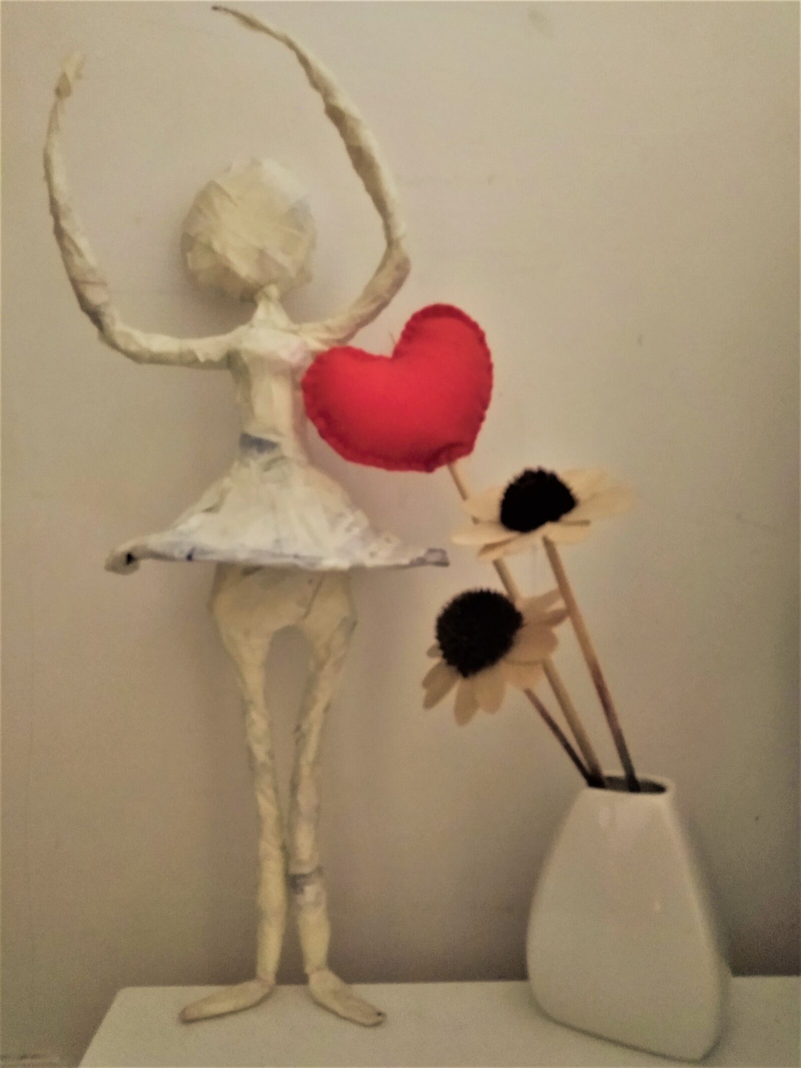 Motorola ONE sample photo. Sculpture, ballet dancer, flower photography