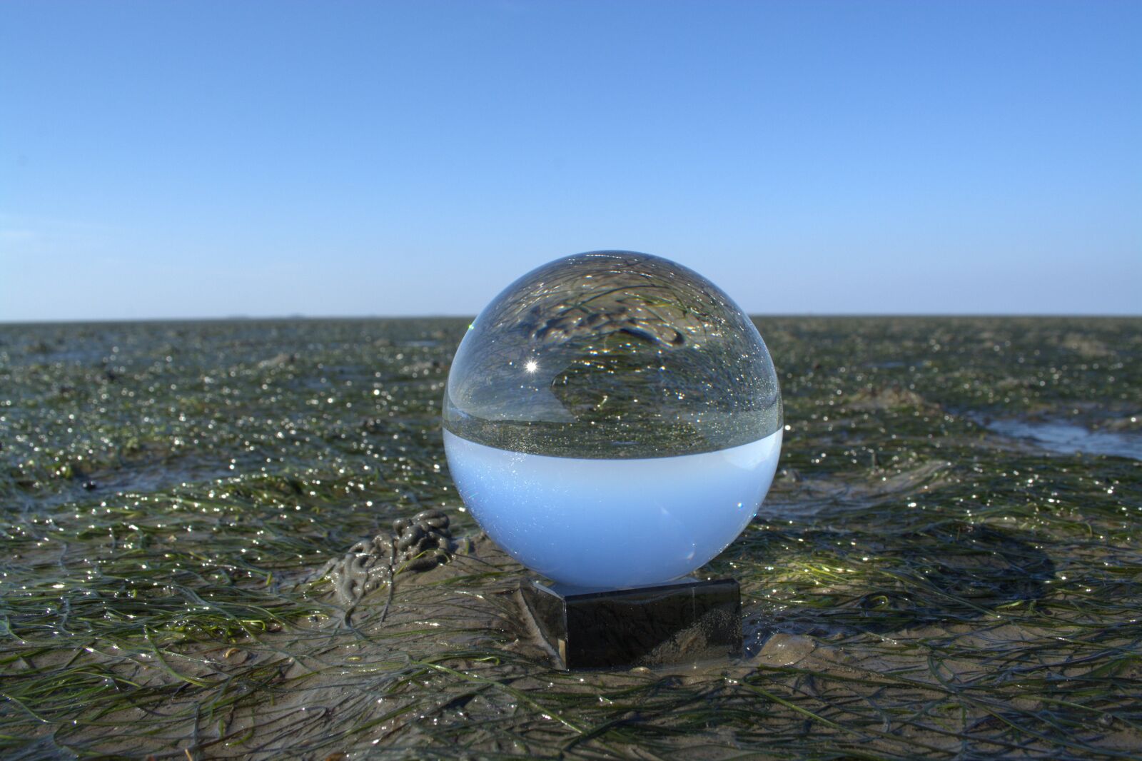 Nikon D5200 sample photo. Glass ball, ball, ball photography