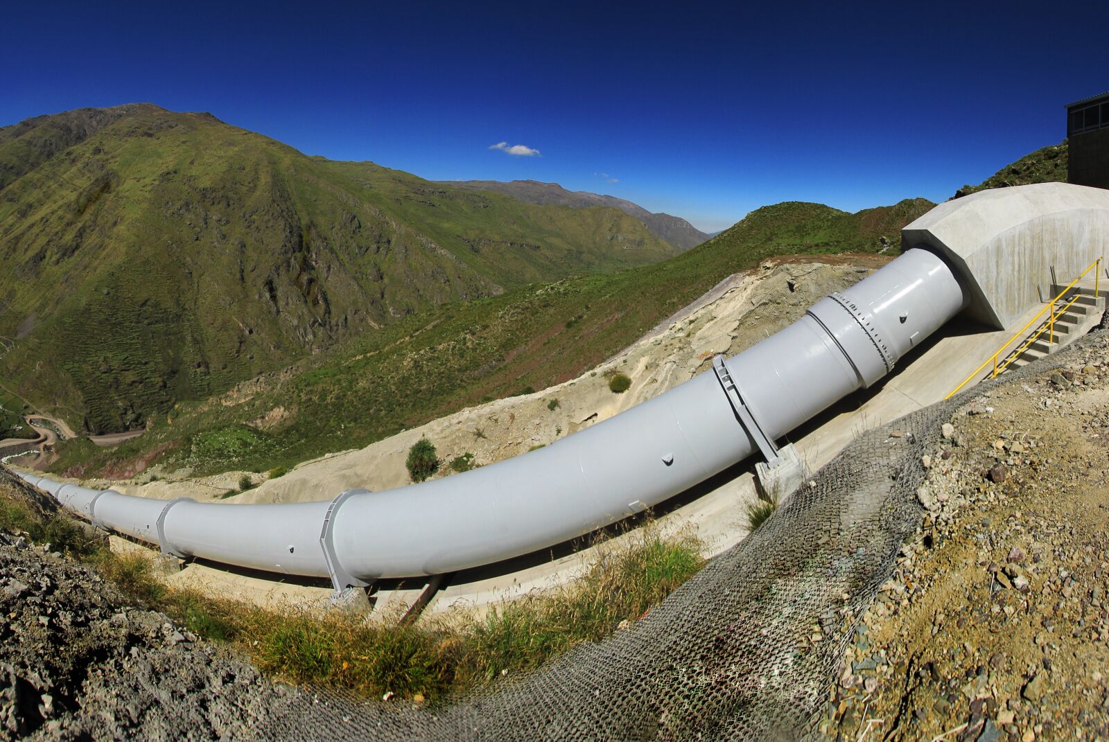 Canon EF-S 10-22mm F3.5-4.5 USM sample photo. Pipe, hydroelectric power station photography