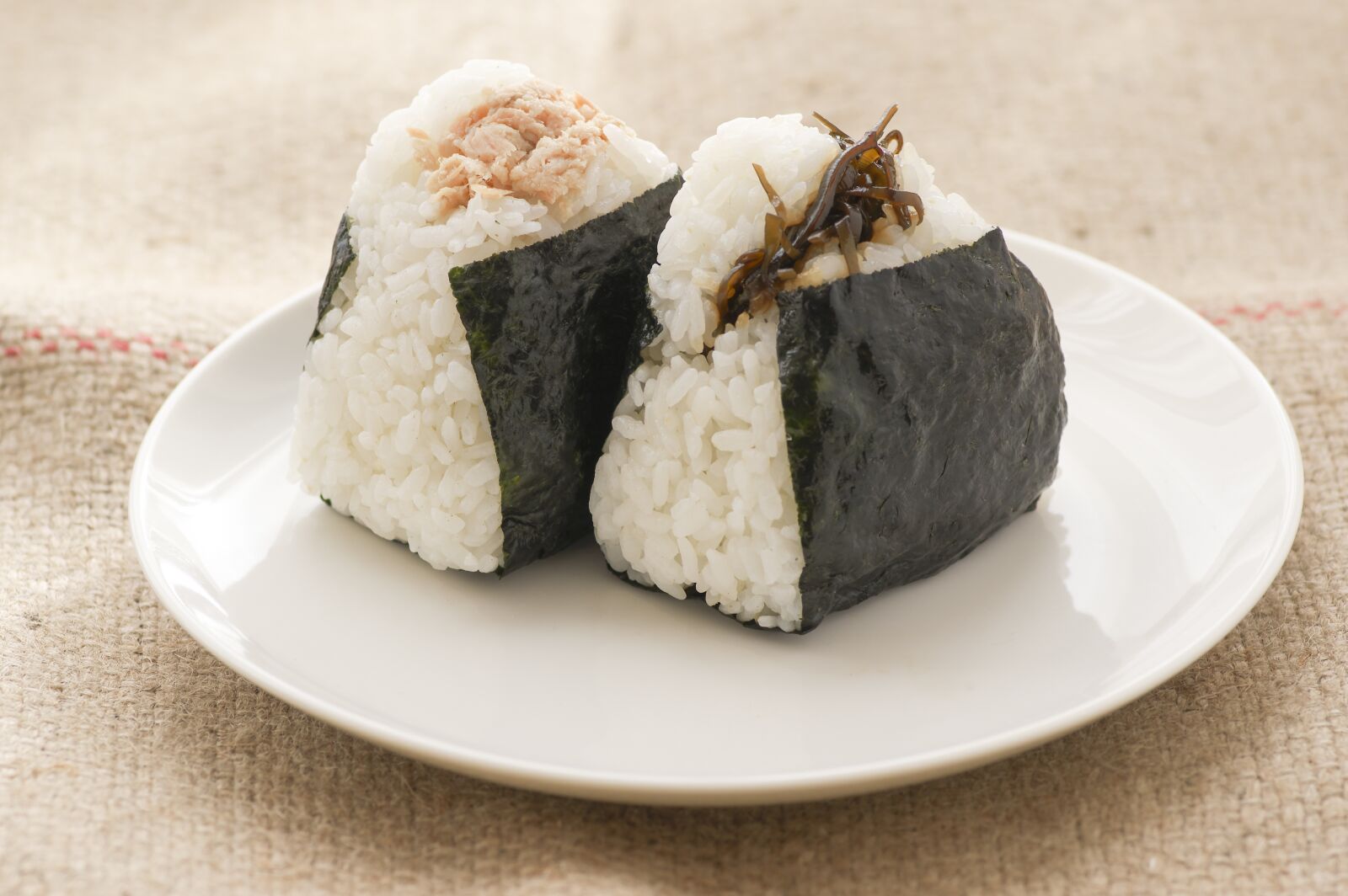 Pentax K-3 sample photo. Rice ball, food, diet photography