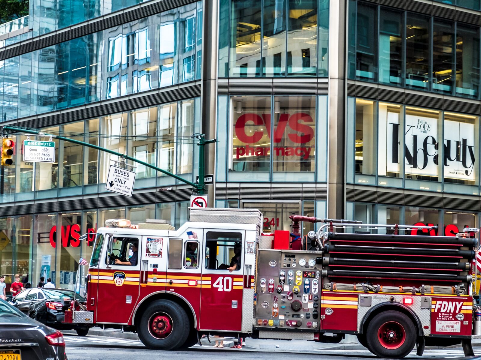 Fujifilm XF 18-55mm F2.8-4 R LM OIS sample photo. New york, fire, water photography