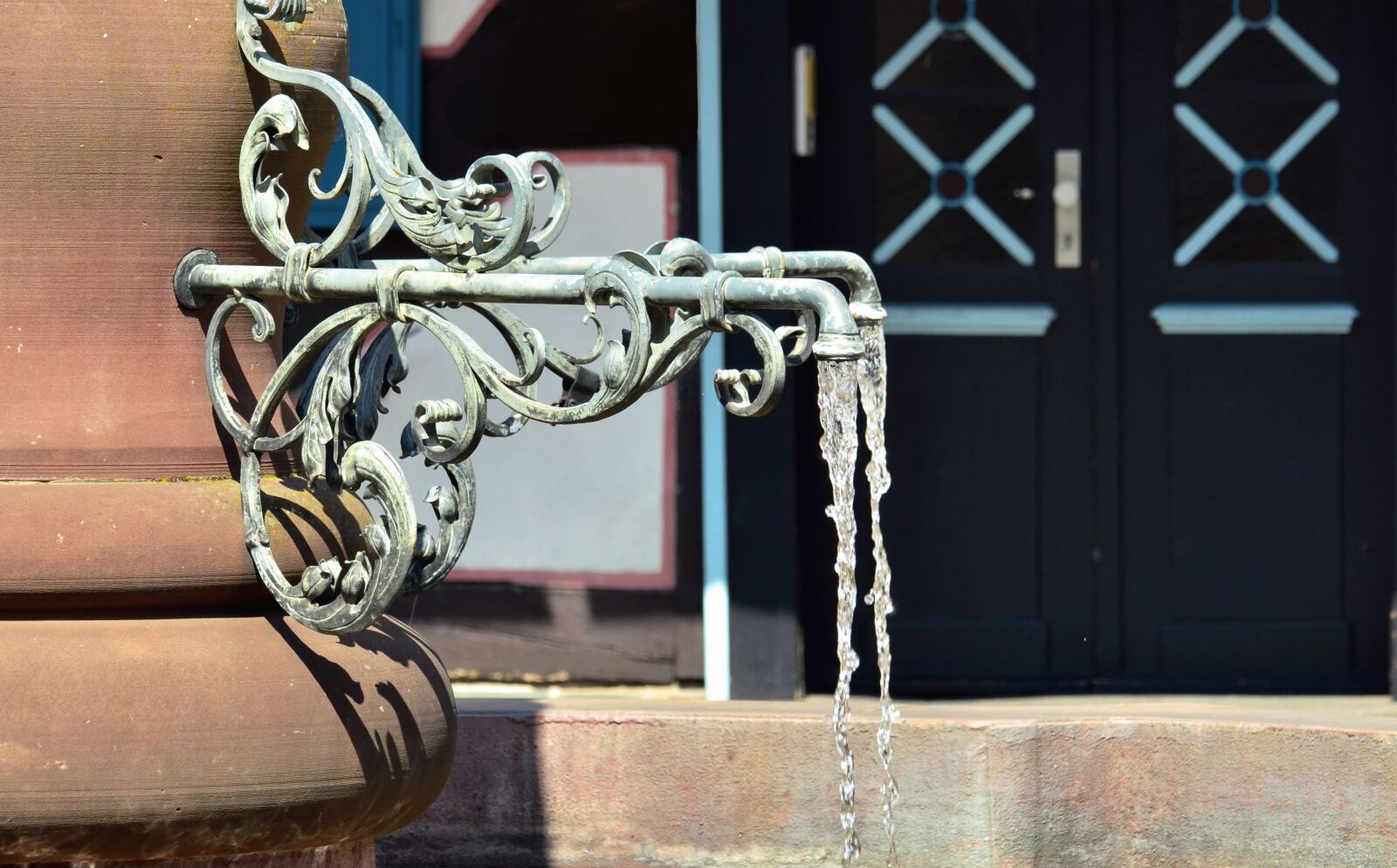 Nikon D5100 sample photo. Faucet, water, metal, art photography