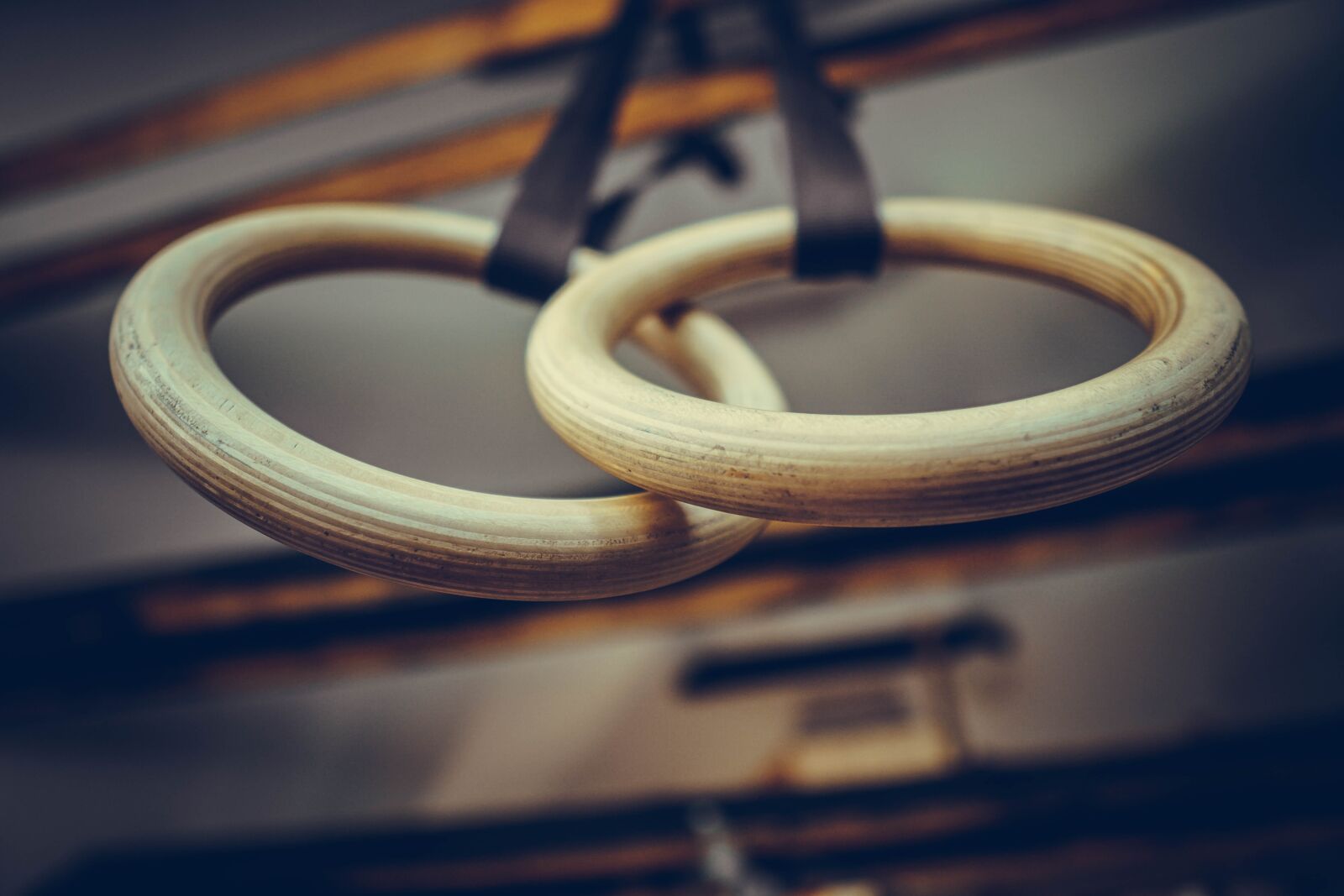 Sony a6400 + Sigma 16mm F1.4 DC DN | C sample photo. Fitness, exercise, circles photography