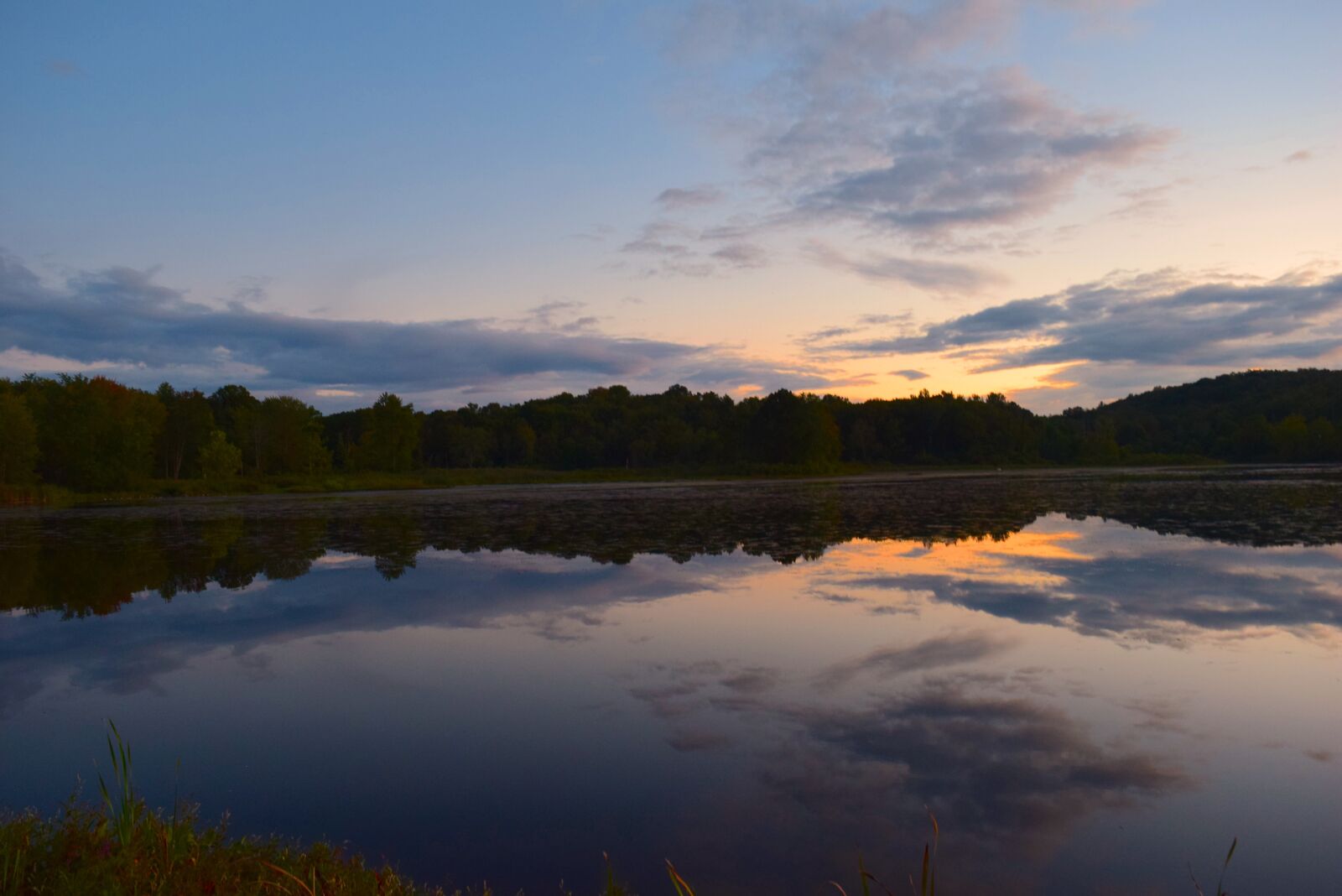 Nikon D3300 sample photo. Sunset, lake, clouds photography