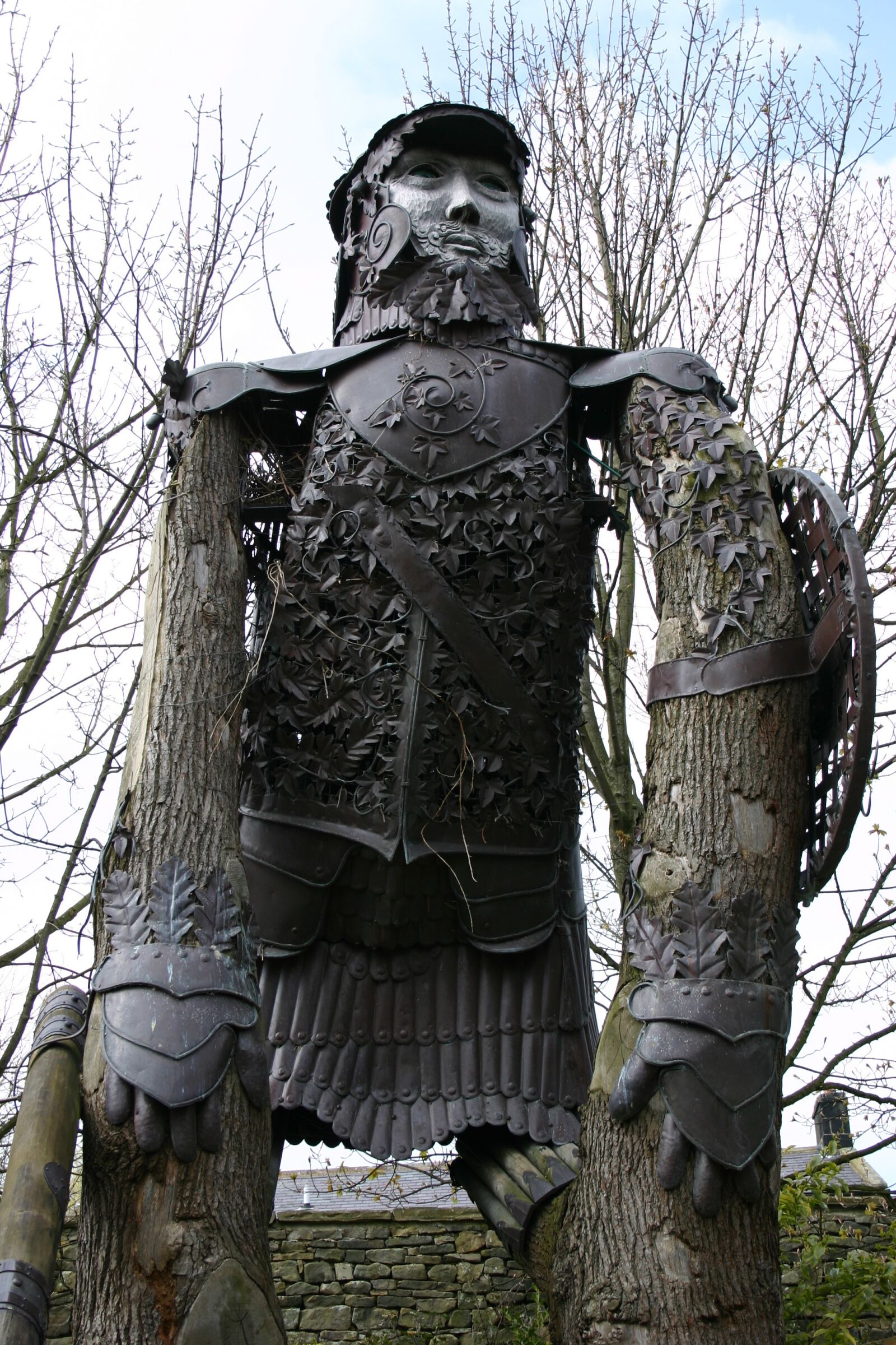 Canon EOS 300D (EOS Digital Rebel / EOS Kiss Digital) sample photo. Sculpture, wood, knight photography