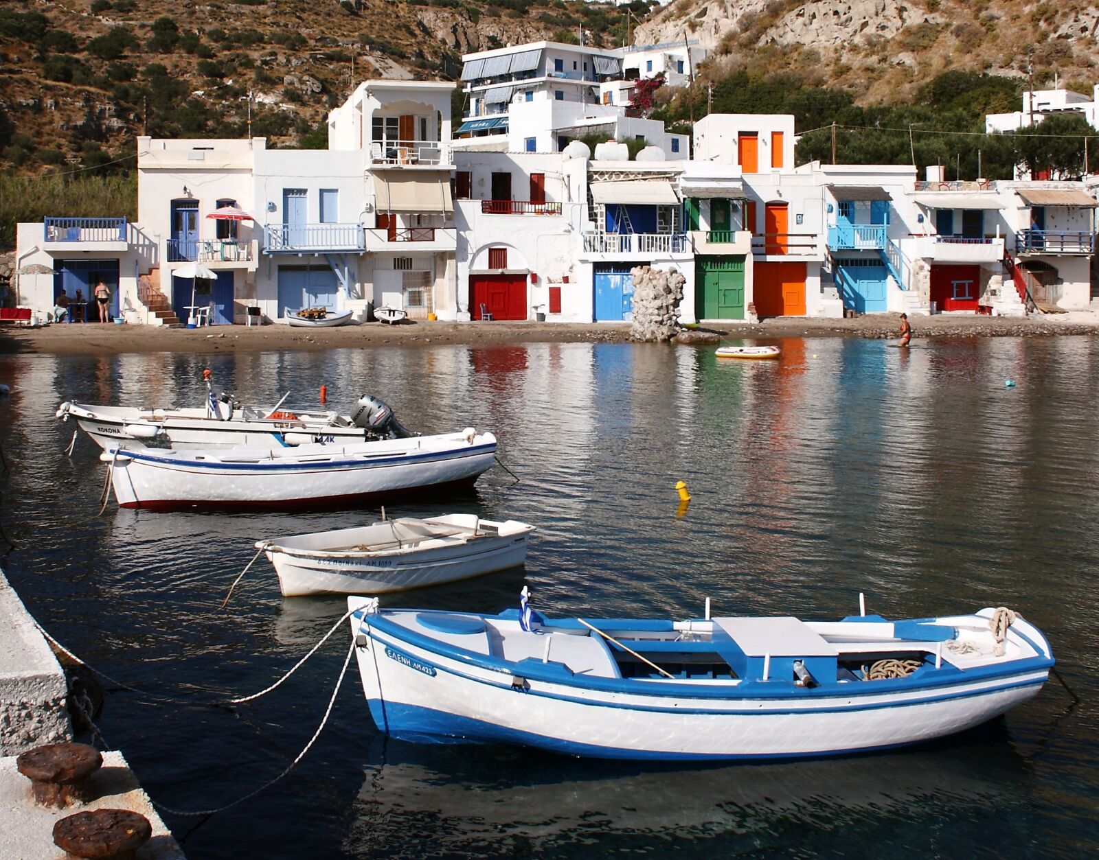 Canon EOS 400D (EOS Digital Rebel XTi / EOS Kiss Digital X) sample photo. Greece, milos, boat photography