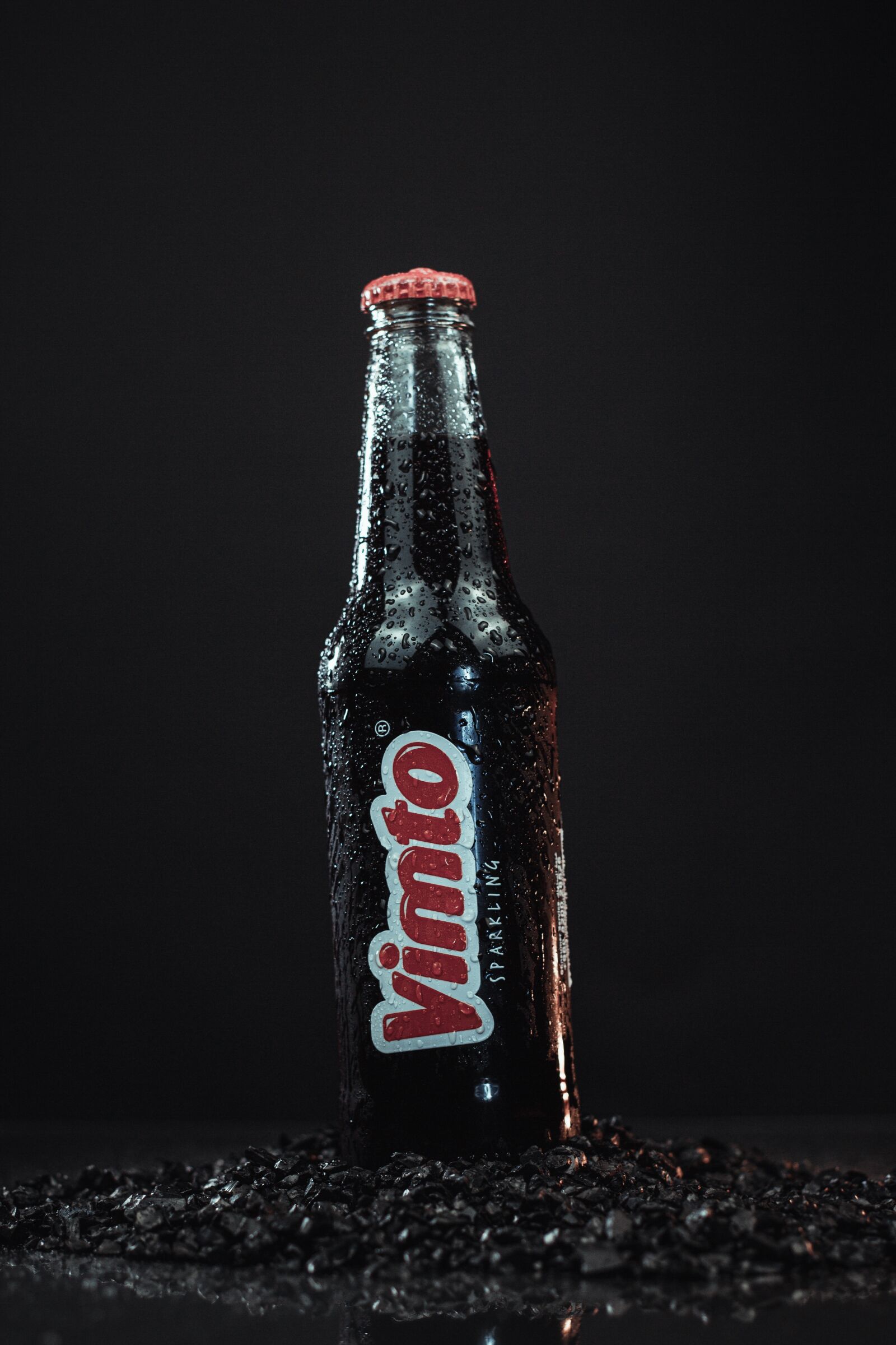 Canon EOS 650D (EOS Rebel T4i / EOS Kiss X6i) + Canon EF 50mm F1.8 II sample photo. Vimto, food, water photography