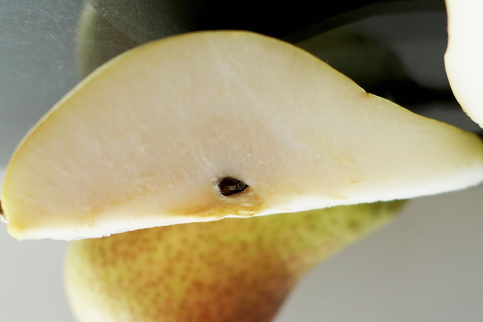 Panasonic Lumix DMC-LX10 (Lumix DMC-LX15) sample photo. Pear, fruit, bio photography