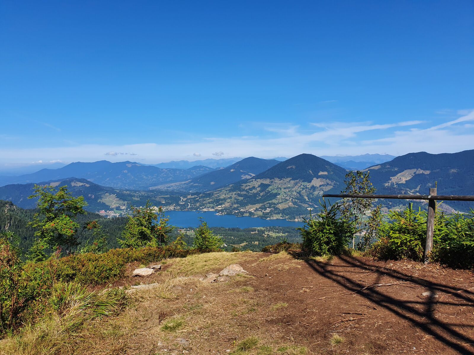 Samsung SM-G973F sample photo. Lake, mount, forest photography