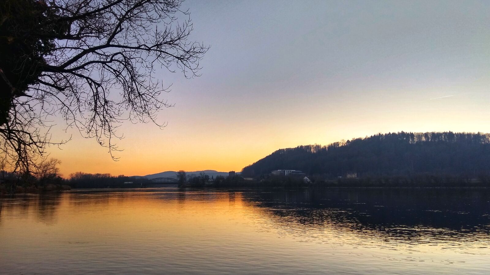 Motorola Moto G (5S) Plus sample photo. River, abendstimmung, mirroring photography