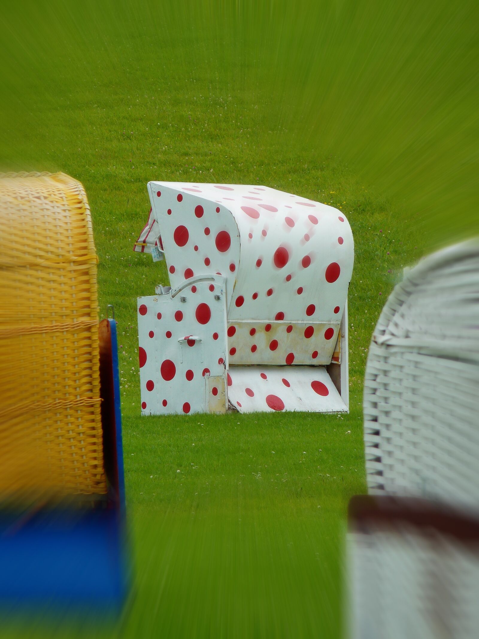 Panasonic DMC-TZ7 sample photo. Beach, beach chair, clubs photography