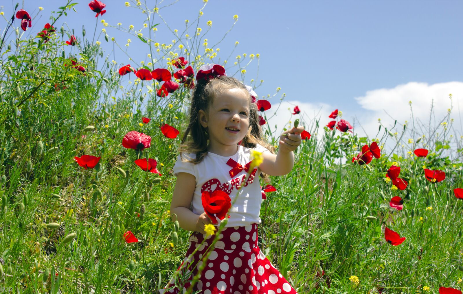 Canon EOS 600D (Rebel EOS T3i / EOS Kiss X5) sample photo. Children, nature, summer photography