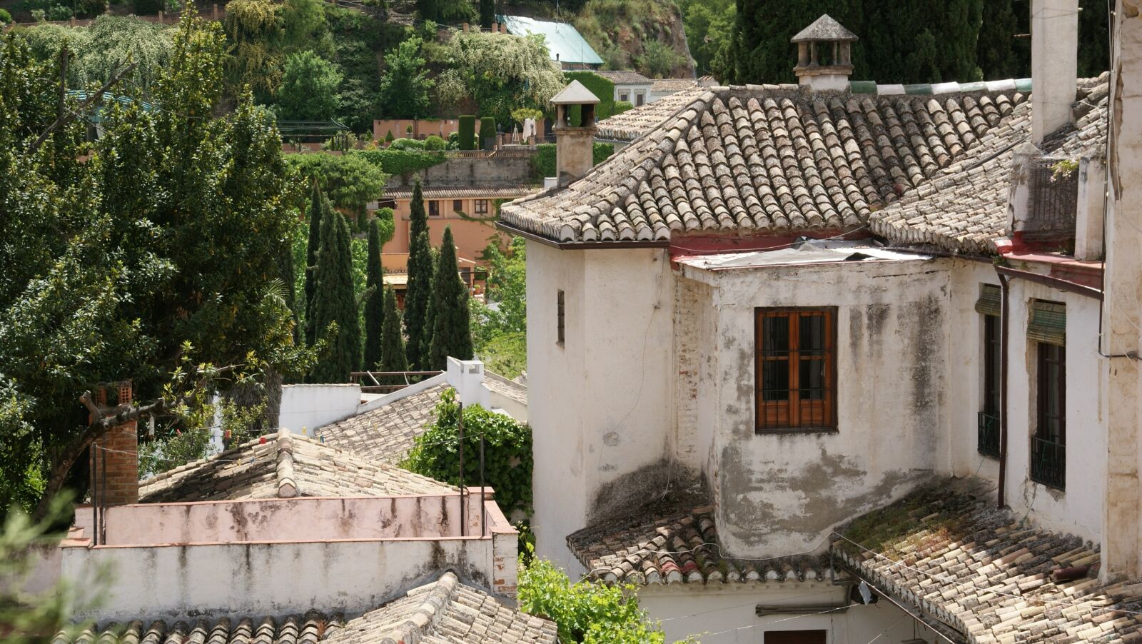 Sony Alpha DSLR-A300 sample photo. Landscape, holidays, granada photography