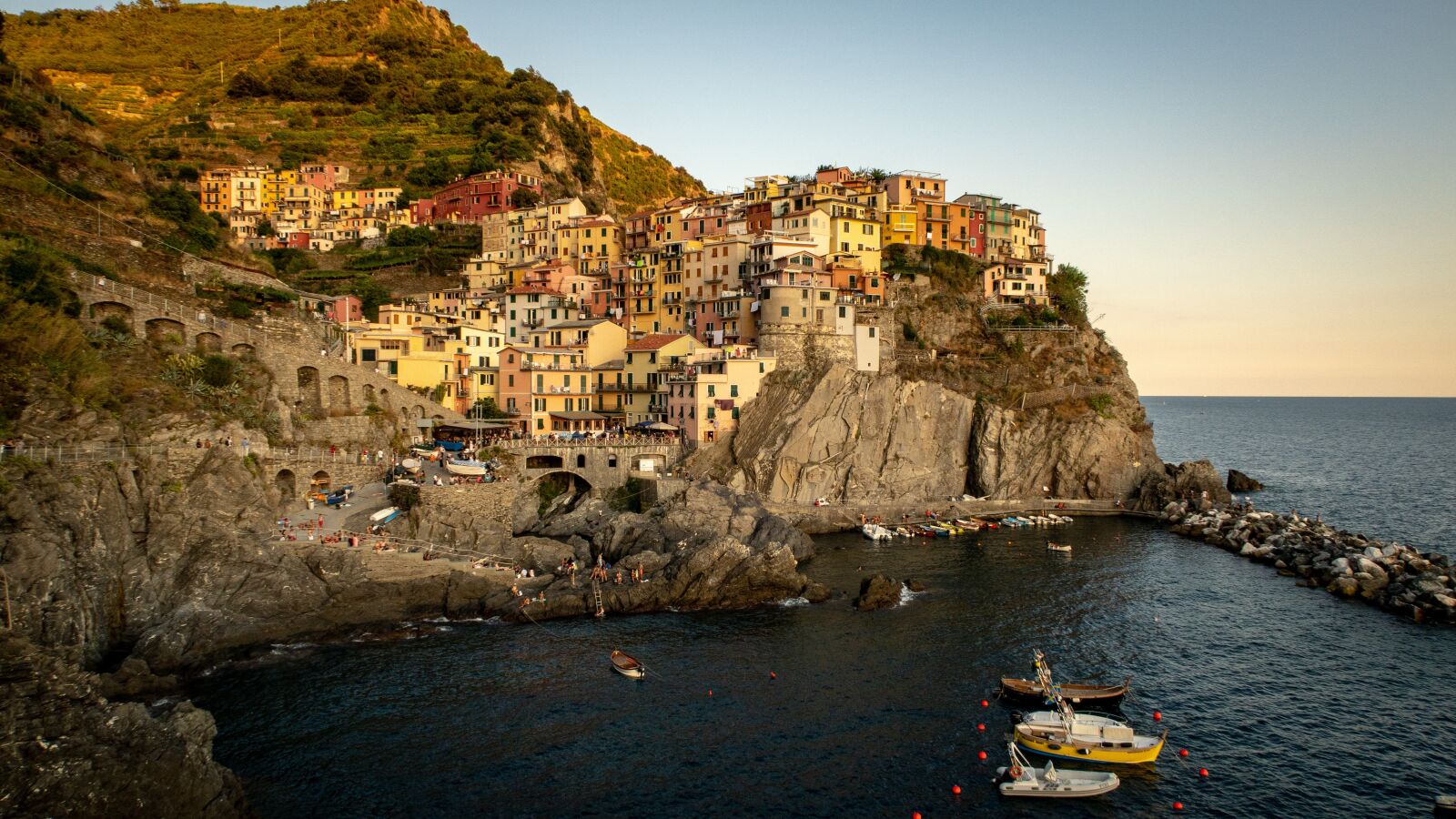 Canon PowerShot G7 X Mark II sample photo. Manarola, sunset, sea photography