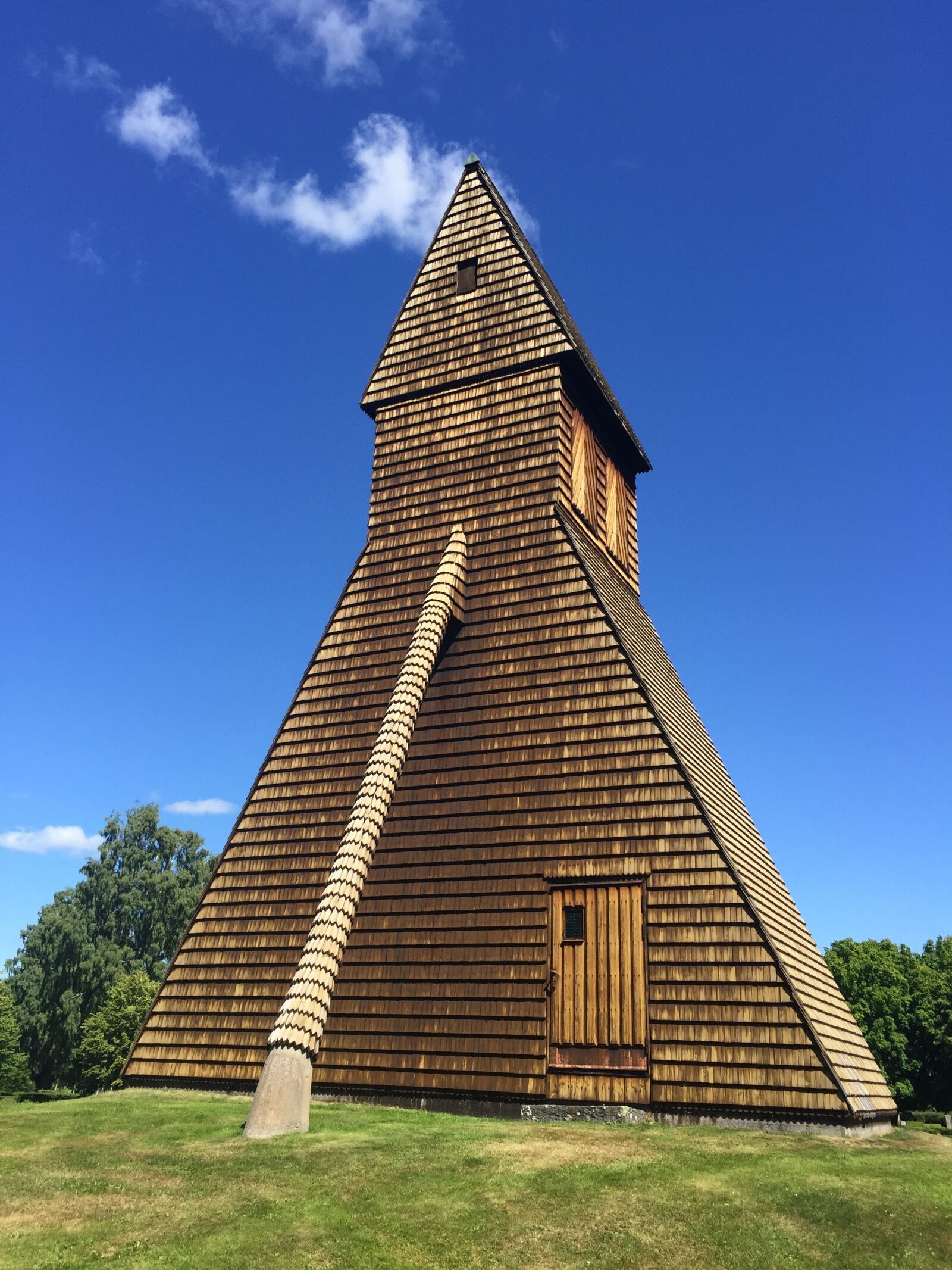 Apple iPhone 6 sample photo. Church, clocktower, sweden photography