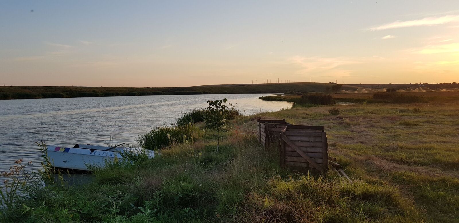 Samsung Galaxy S8+ sample photo. The water, boat, landscape photography