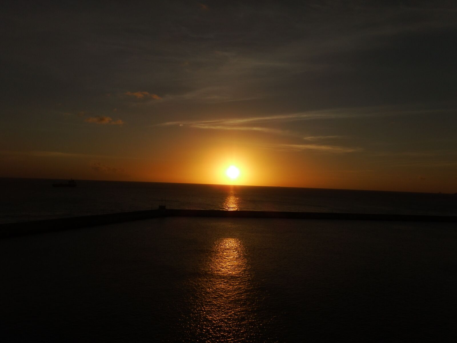 Fujifilm FinePix XP200/XP210 sample photo. Caribbean, sea, sunrise photography