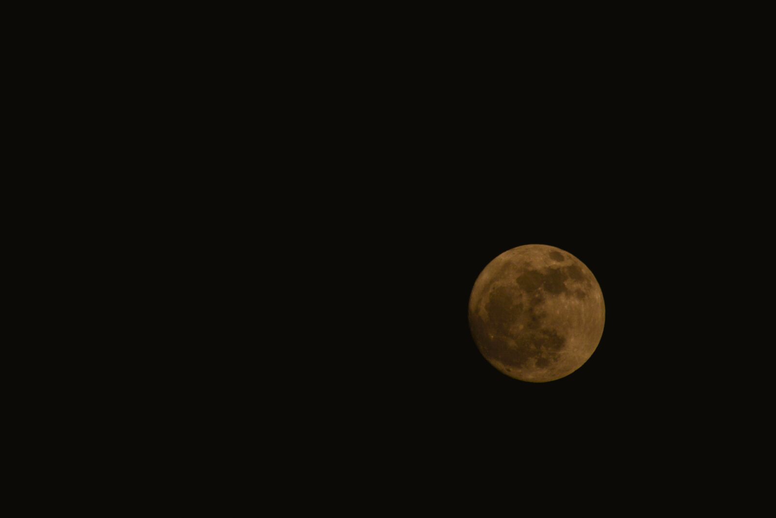 Nikon D5200 sample photo. Moon, sky, night photography