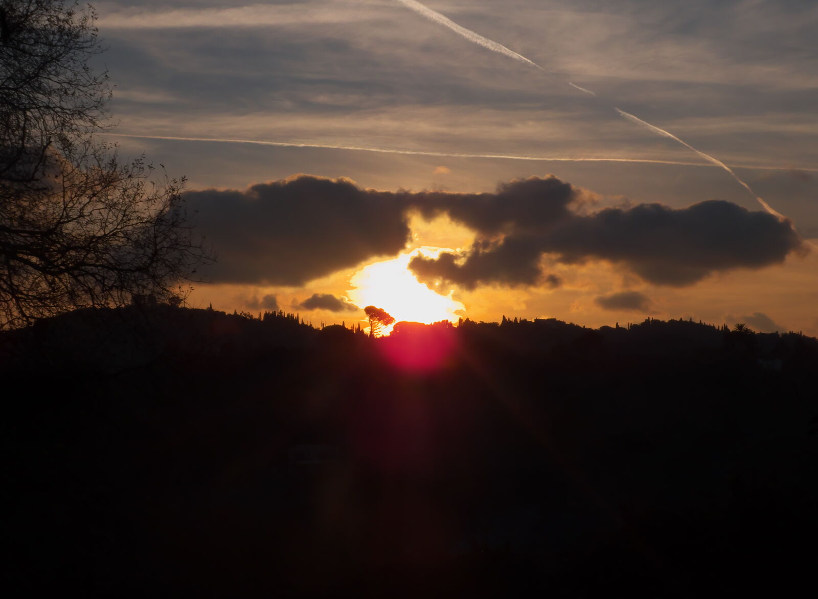 Fujifilm FinePix S1 sample photo. Cloud, clouds, silhouettes, sun photography