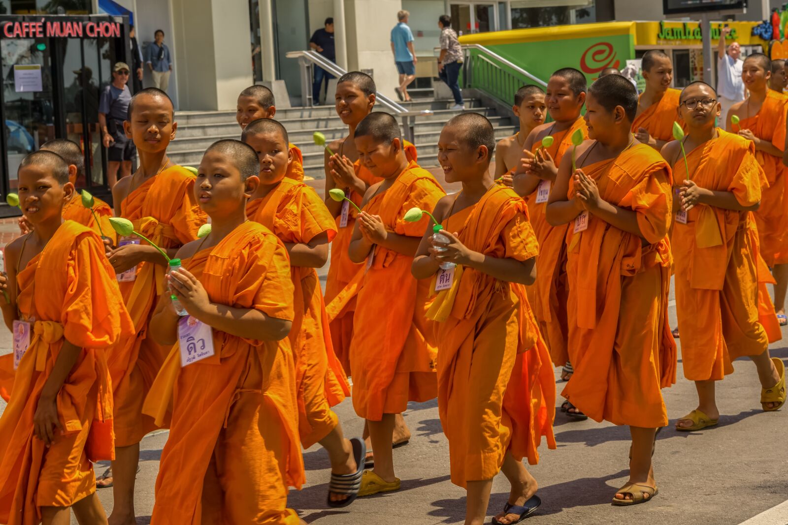 E 60mm F2.8 sample photo. Monks, children, parade photography