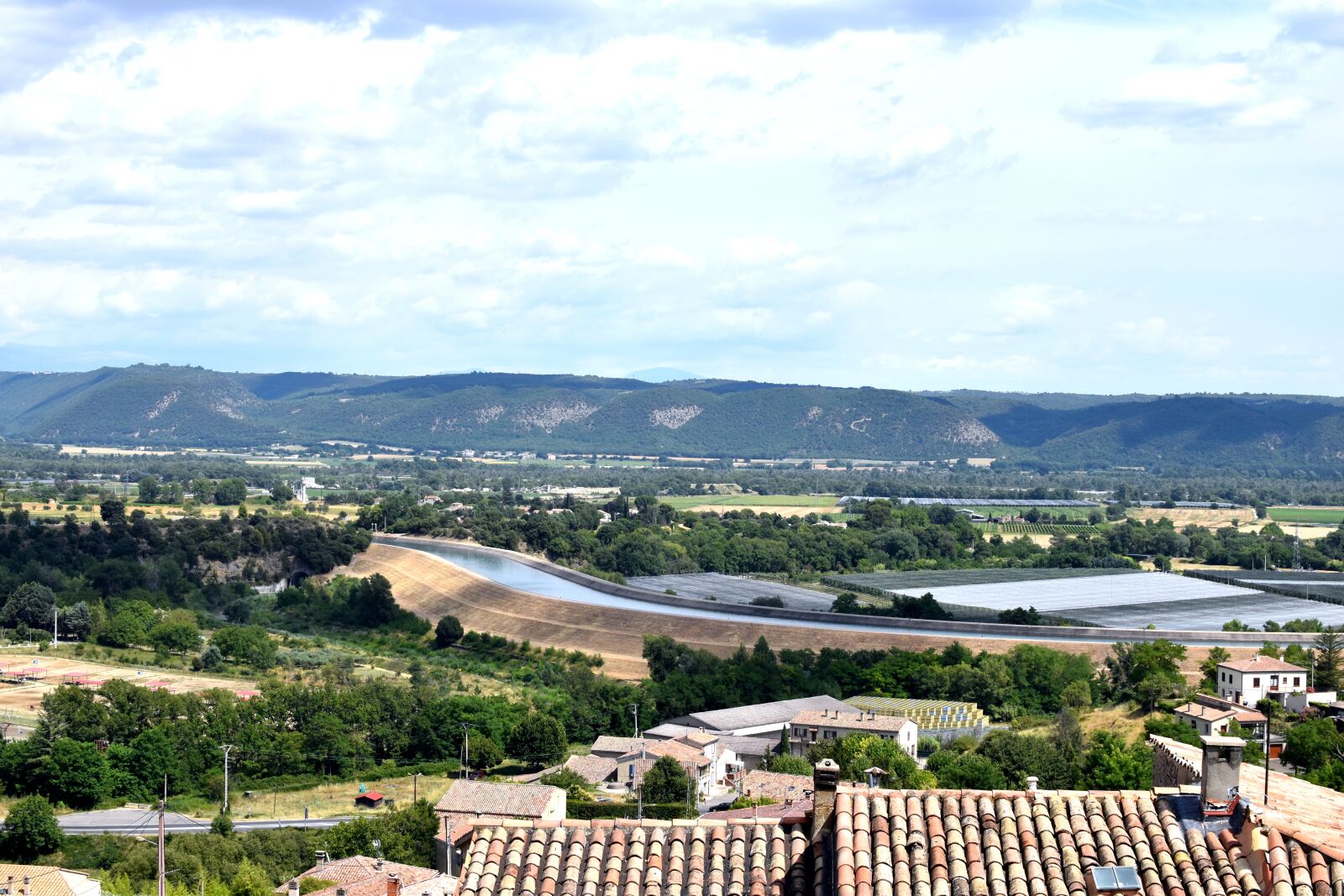 Nikon D5600 sample photo. Paysage, provence, luberon photography