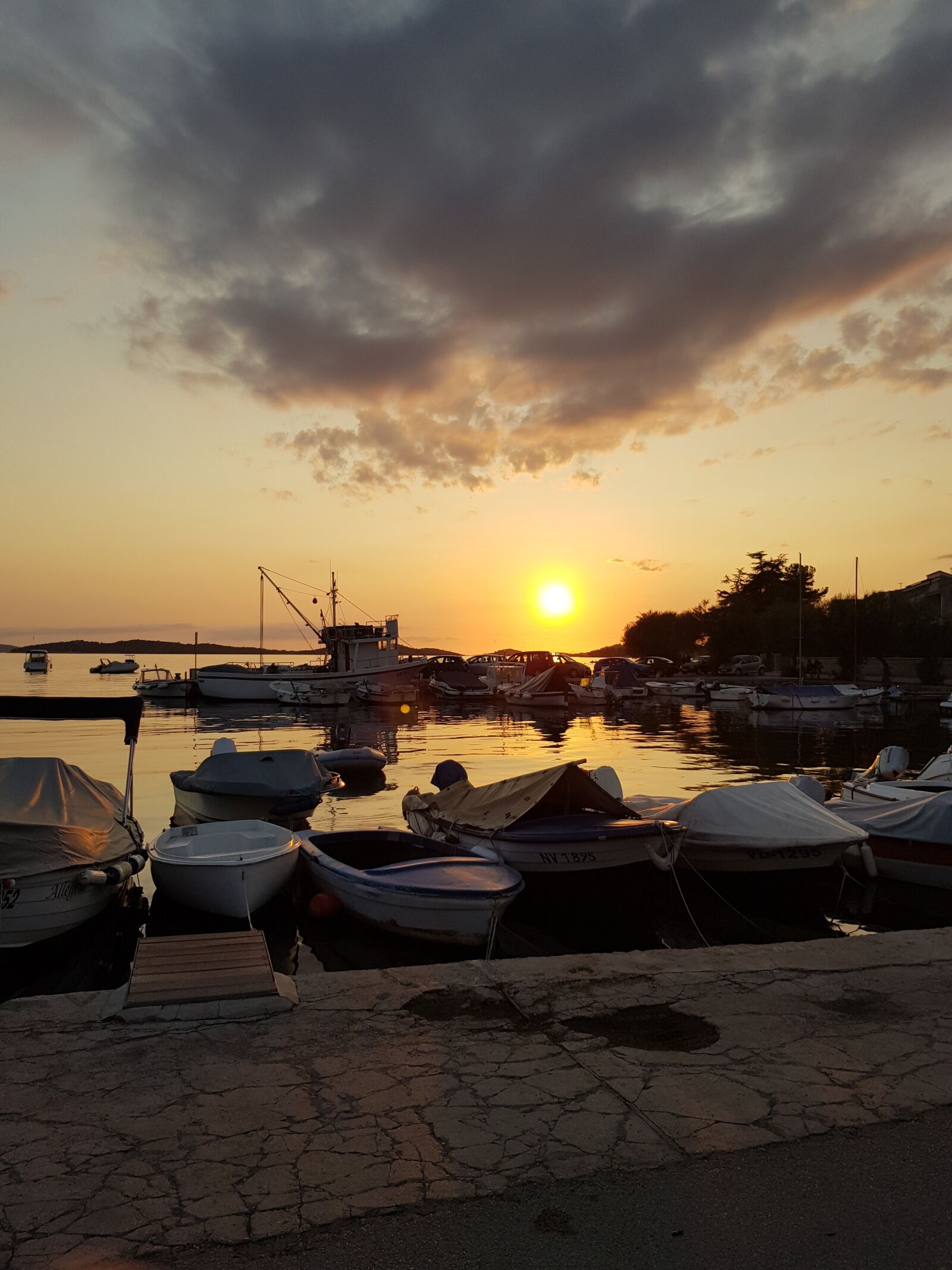 Samsung Galaxy S8 sample photo. Holiday, croatia, evening photography