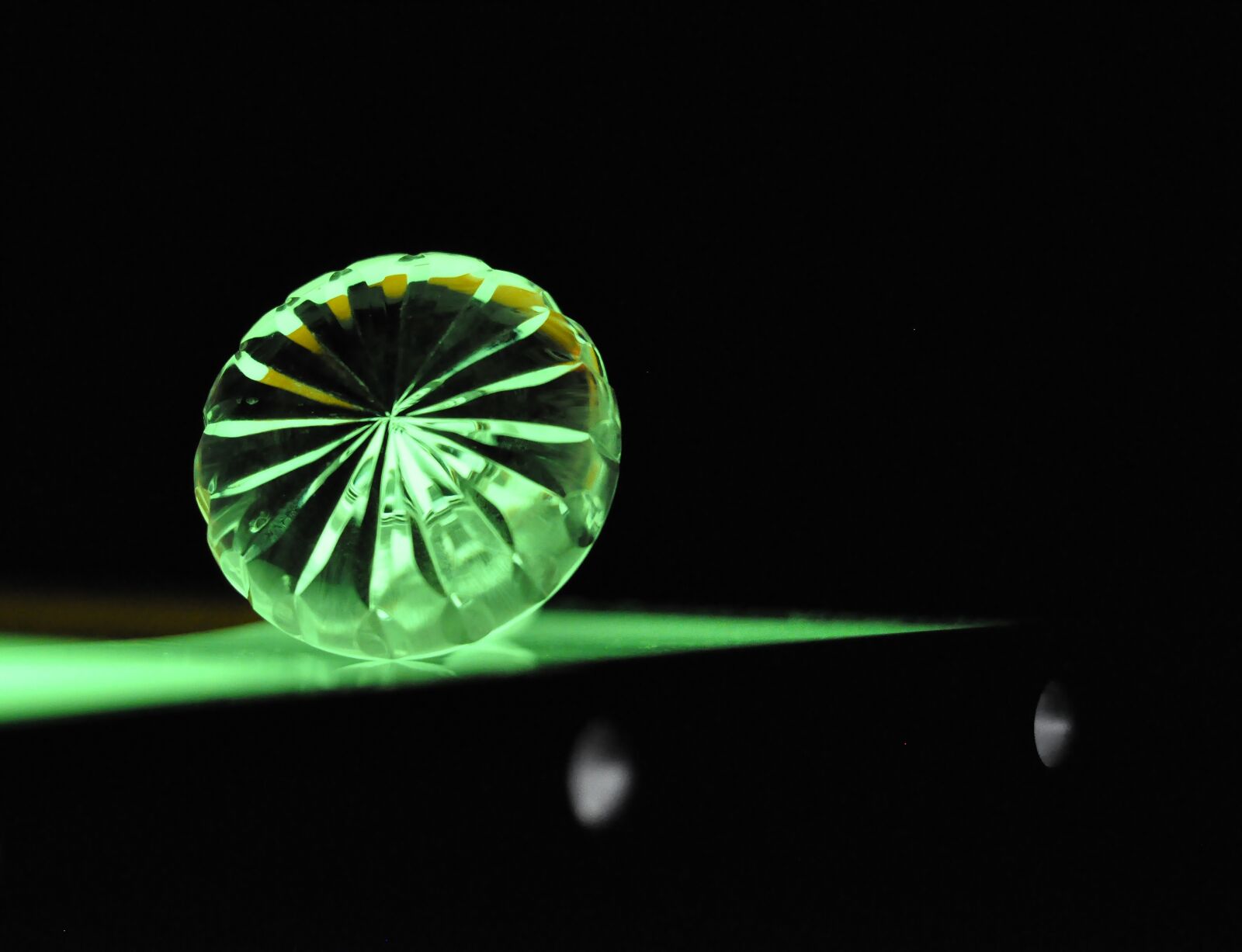 Nikon D90 sample photo. Crystal, light, cap photography