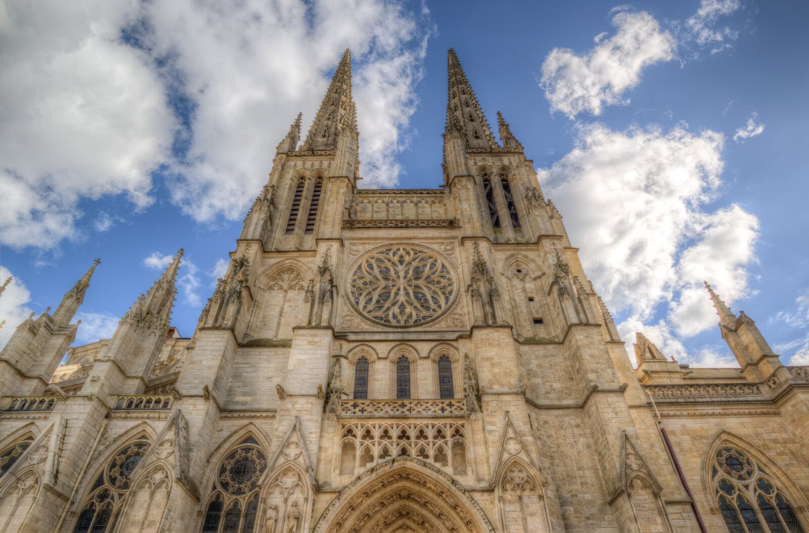 Nikon D610 sample photo. Cathedral, france, bordeaux photography