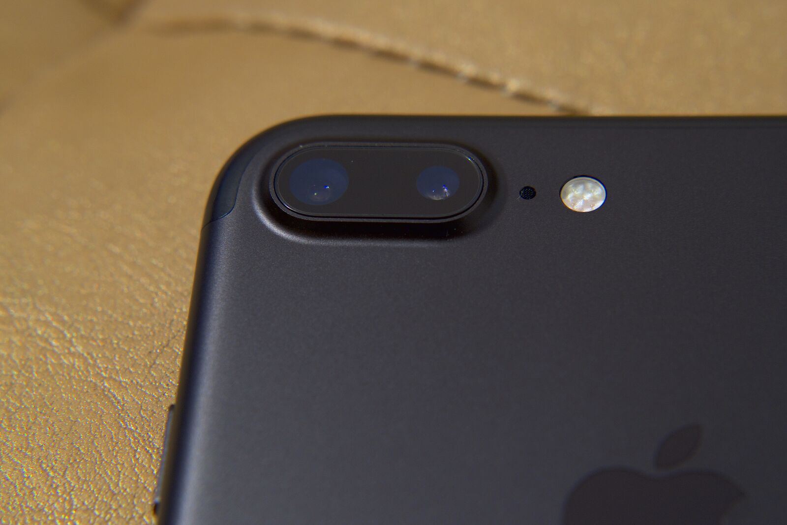 Nikon D5300 sample photo. Iphone lens, mobile phone photography