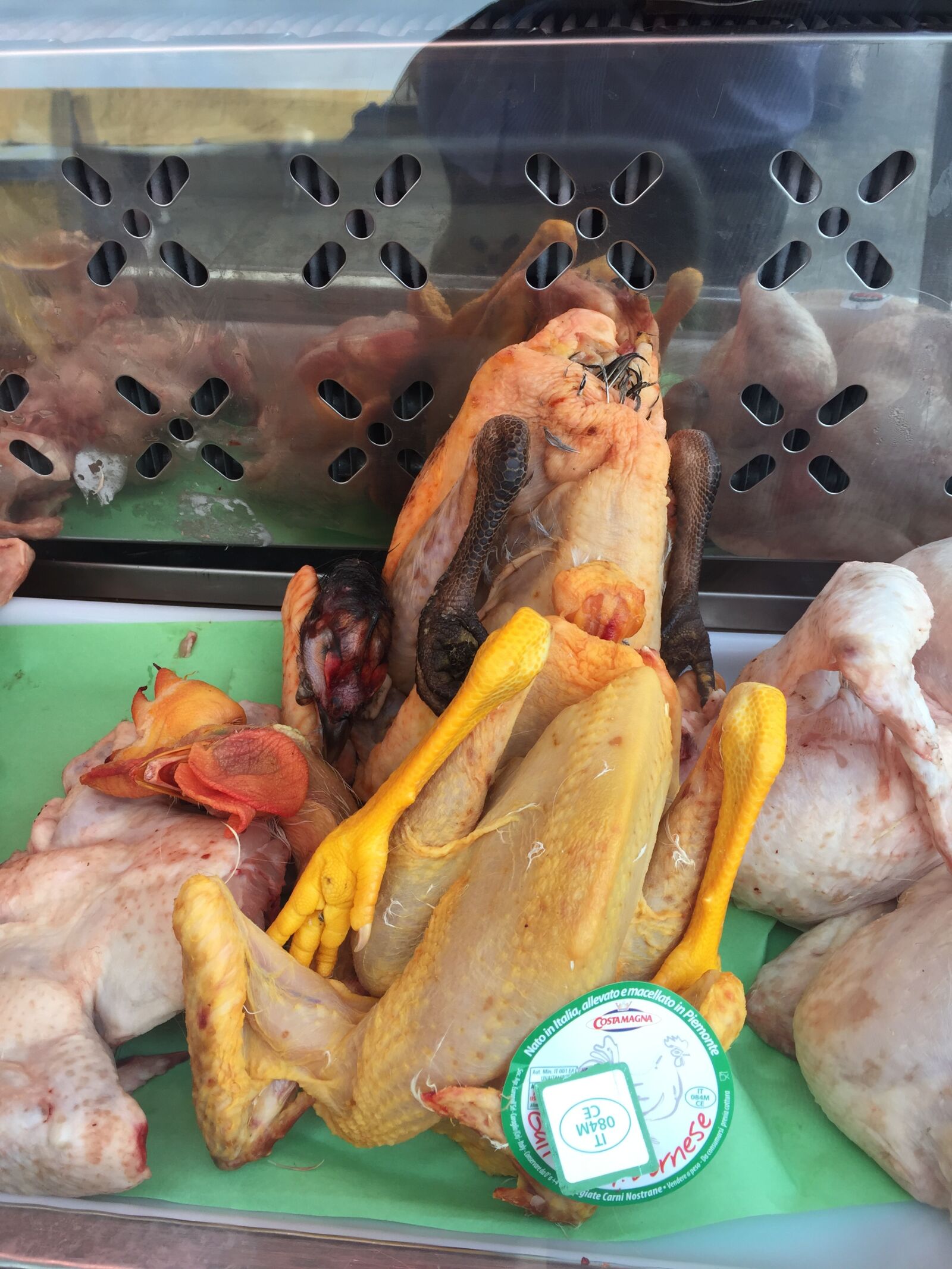 iPhone 6 back camera 4.15mm f/2.2 sample photo. Italy, chicken, food photography