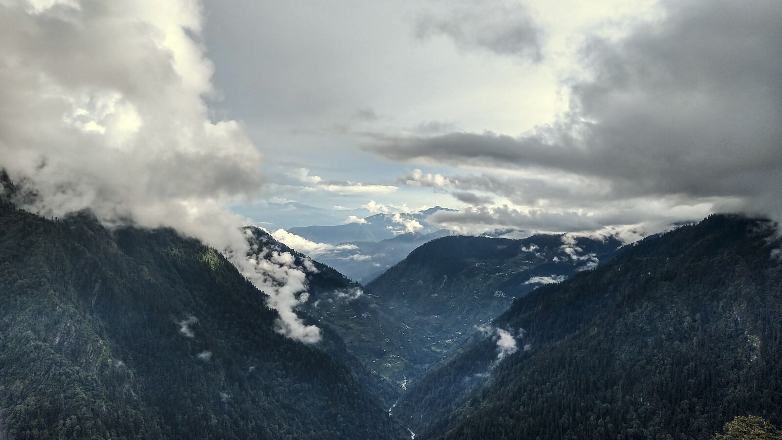 Motorola moto x4 sample photo. India, mountain, hills photography
