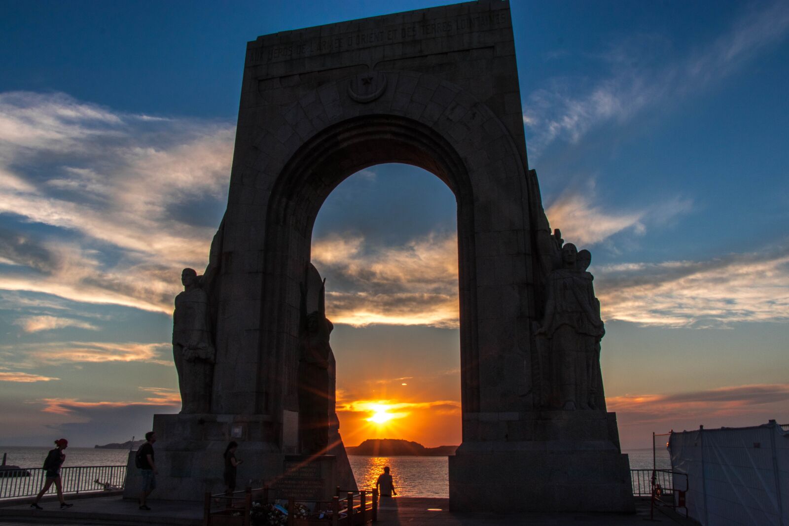 Canon EOS 77D (EOS 9000D / EOS 770D) sample photo. Marseille, france, provence photography