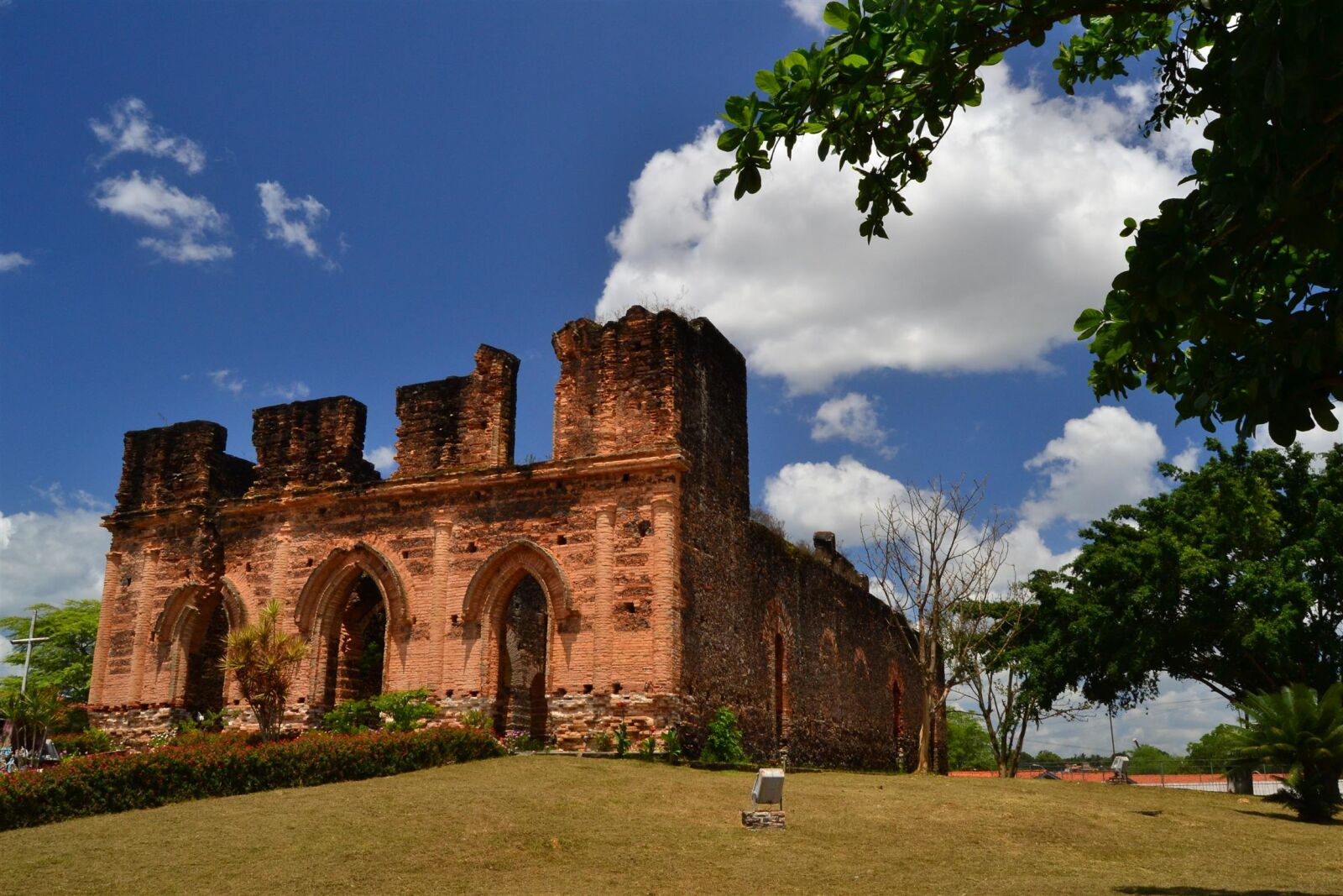 Nikon D3100 sample photo. Architecture, bahia, church photography