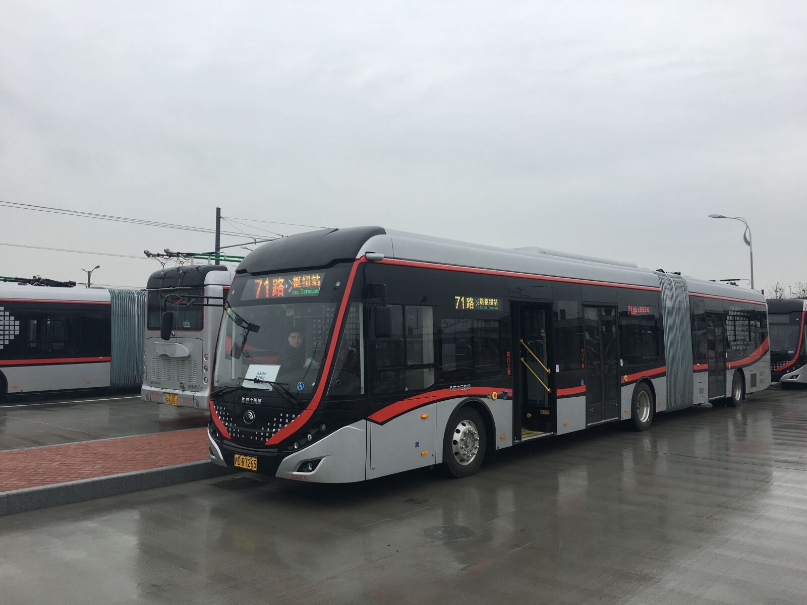 Apple iPhone 6s sample photo. Bus, mass, station photography