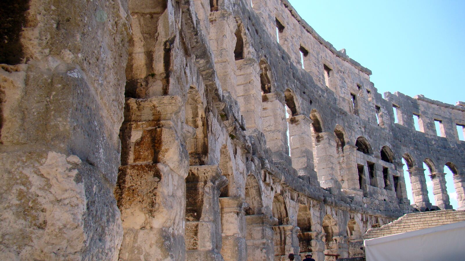 Sony Cyber-shot DSC-H50 sample photo. Croatia, pula, the amphitheater photography