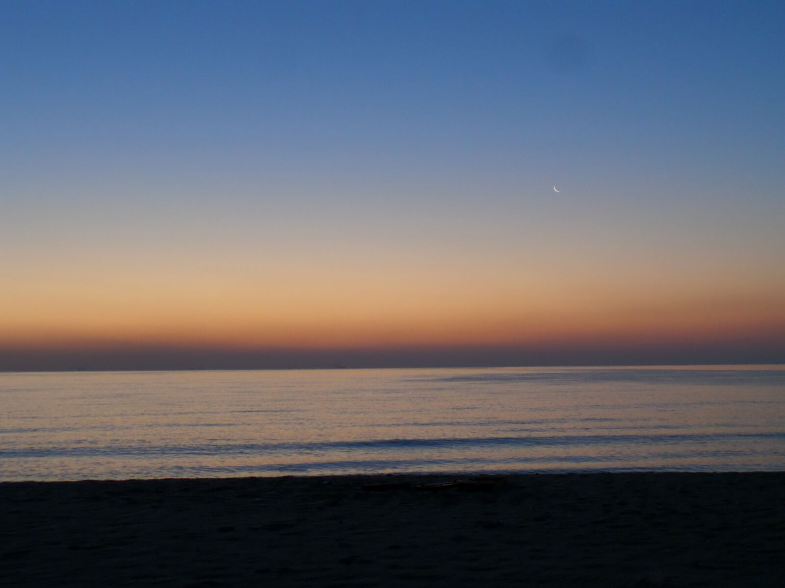 Samsung WB800F sample photo. Beach, landscape, early, morning photography