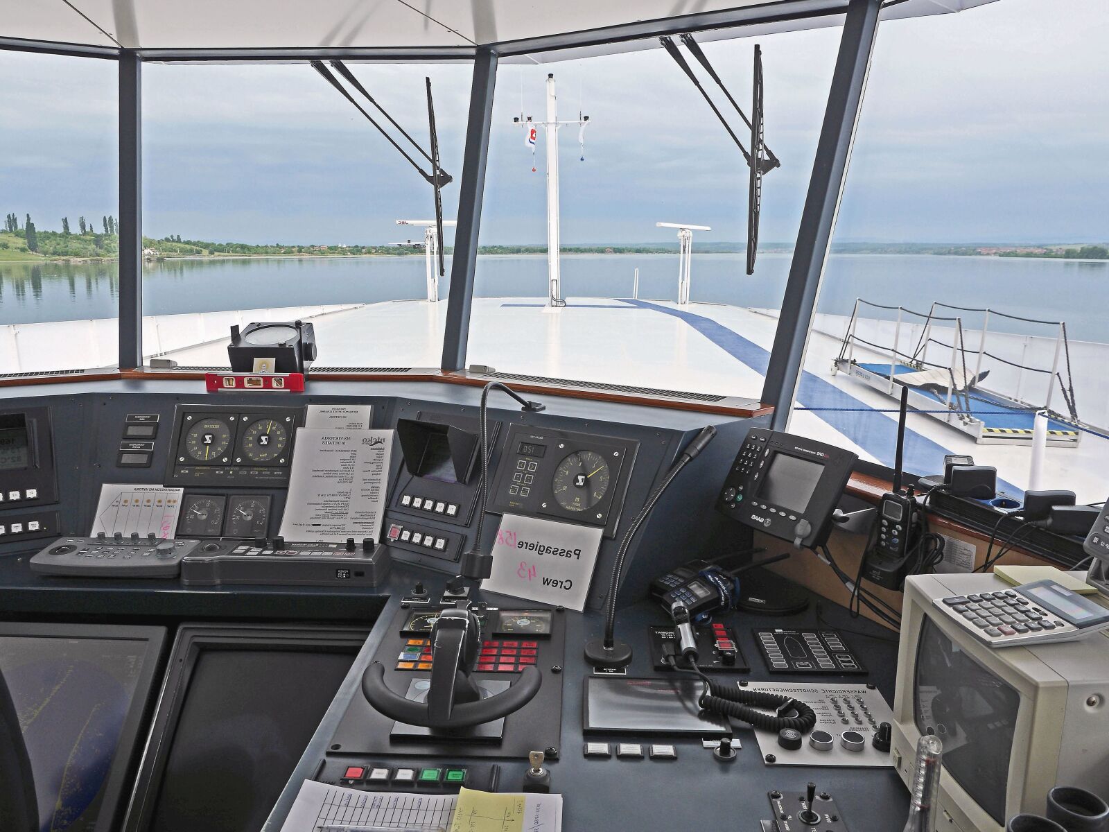 Panasonic Lumix DMC-GH3 sample photo. Ship, rudder, technology, equipment photography