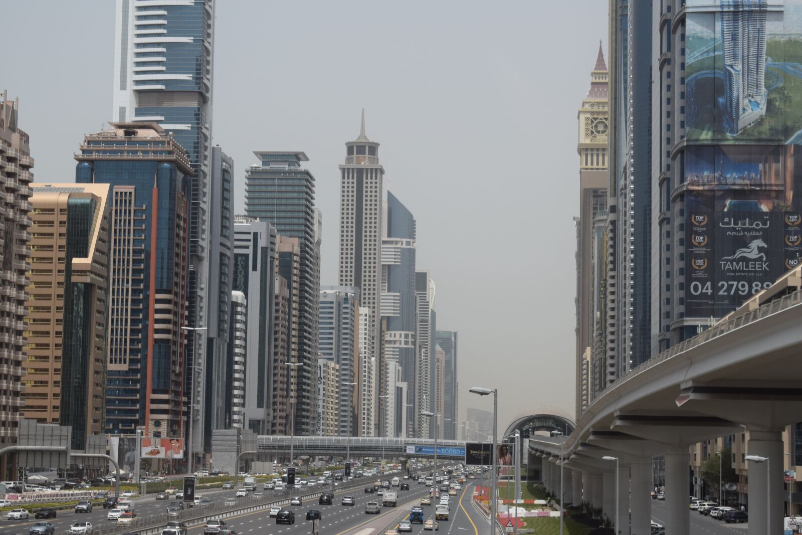 Nikon D3300 sample photo. Dubai, streets, skyscrapers photography
