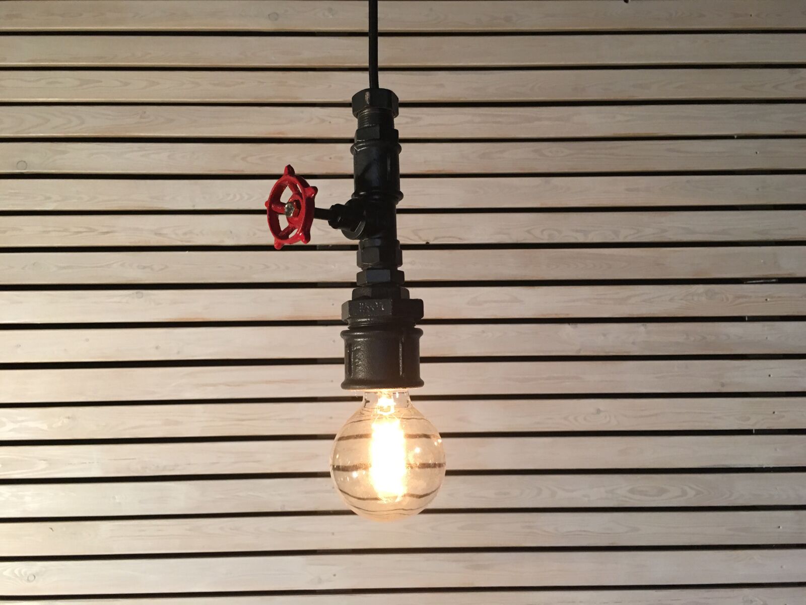 Apple iPhone 6s Plus sample photo. Lightbulb, design, loft photography