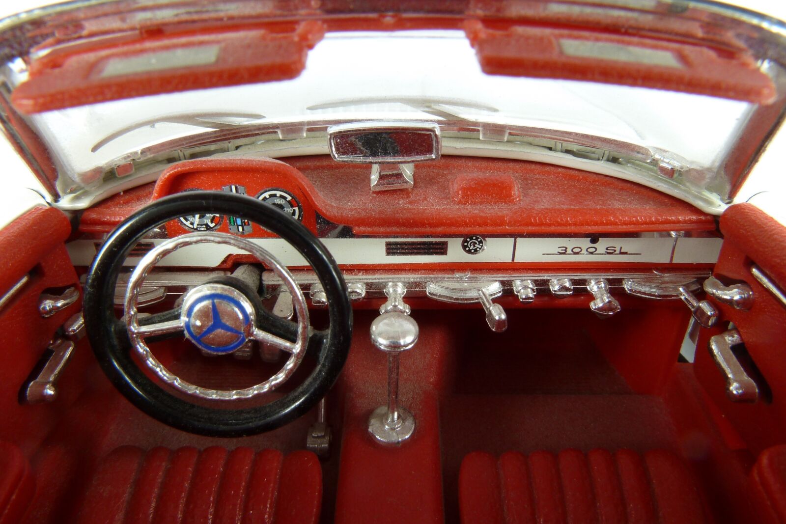 Panasonic Lumix DMC-ZS7 (Lumix DMC-TZ10) sample photo. Mercedes, 300 sl, cabrio photography