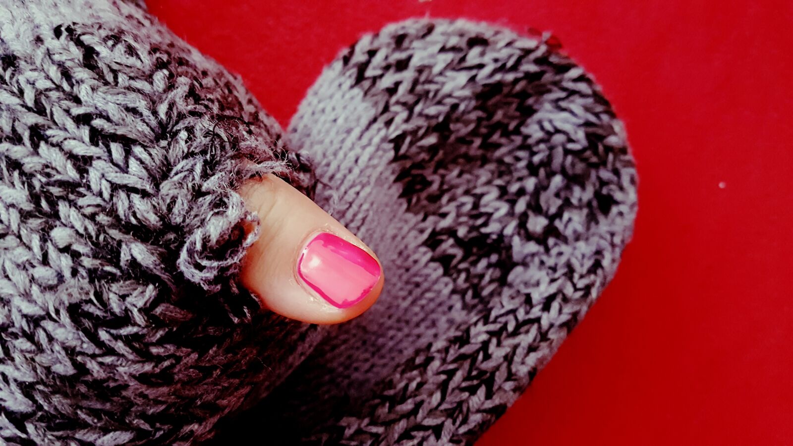 Samsung Galaxy S7 sample photo. Finger, socks, nail photography