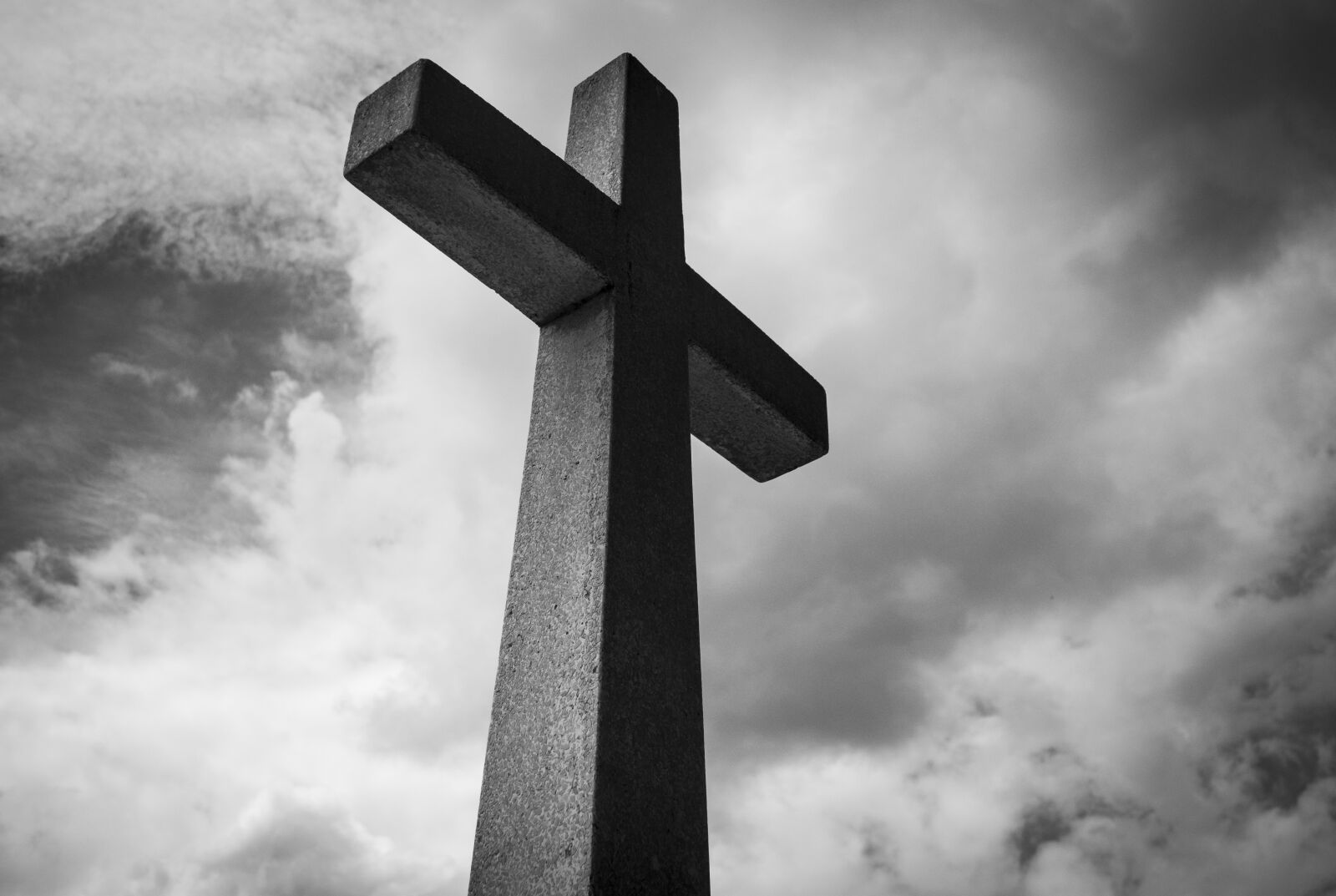 Nikon D5200 sample photo. Death, cruz, cemetery photography