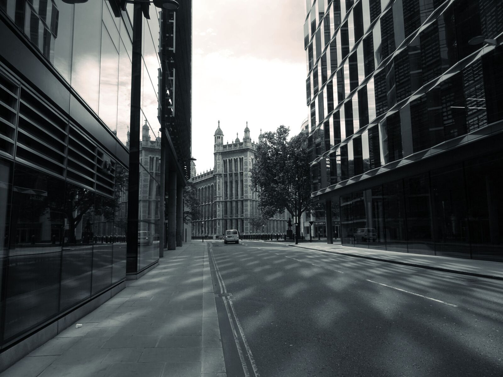 Sony DSC-HX60 sample photo. Architecture, blur, buildings, business photography
