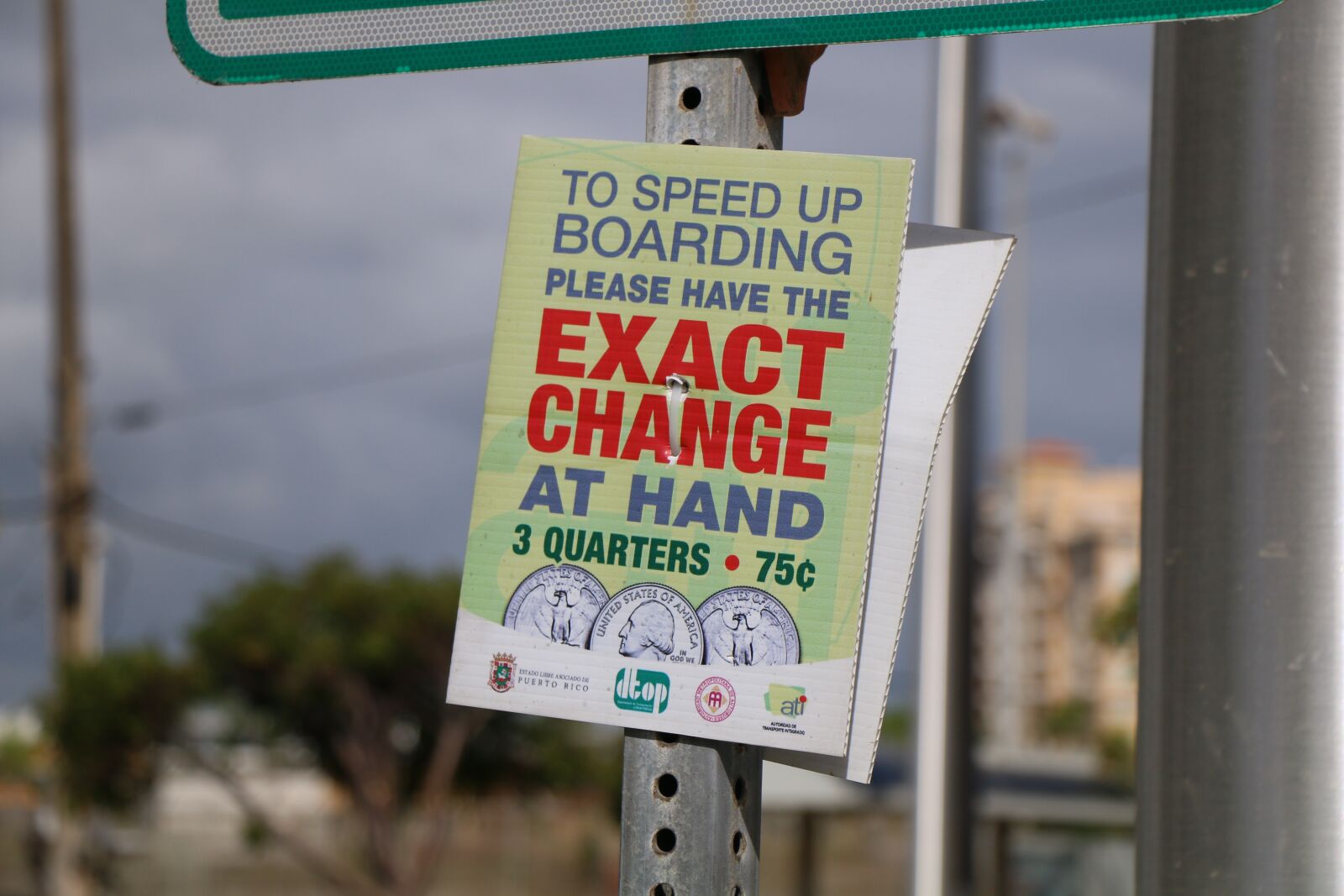Canon EOS 70D sample photo. Speed up boarding, sign photography